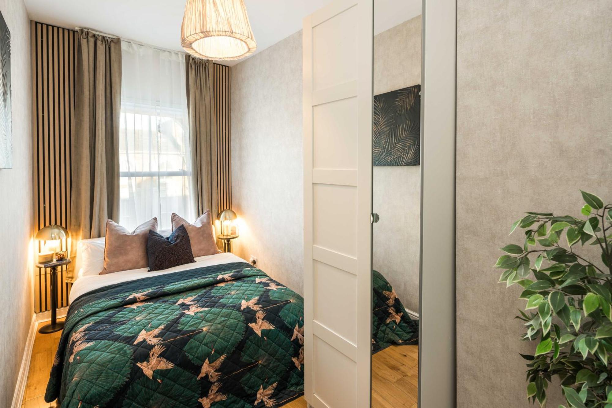 Wg2 New Kensington-olympia-central -westfields *
