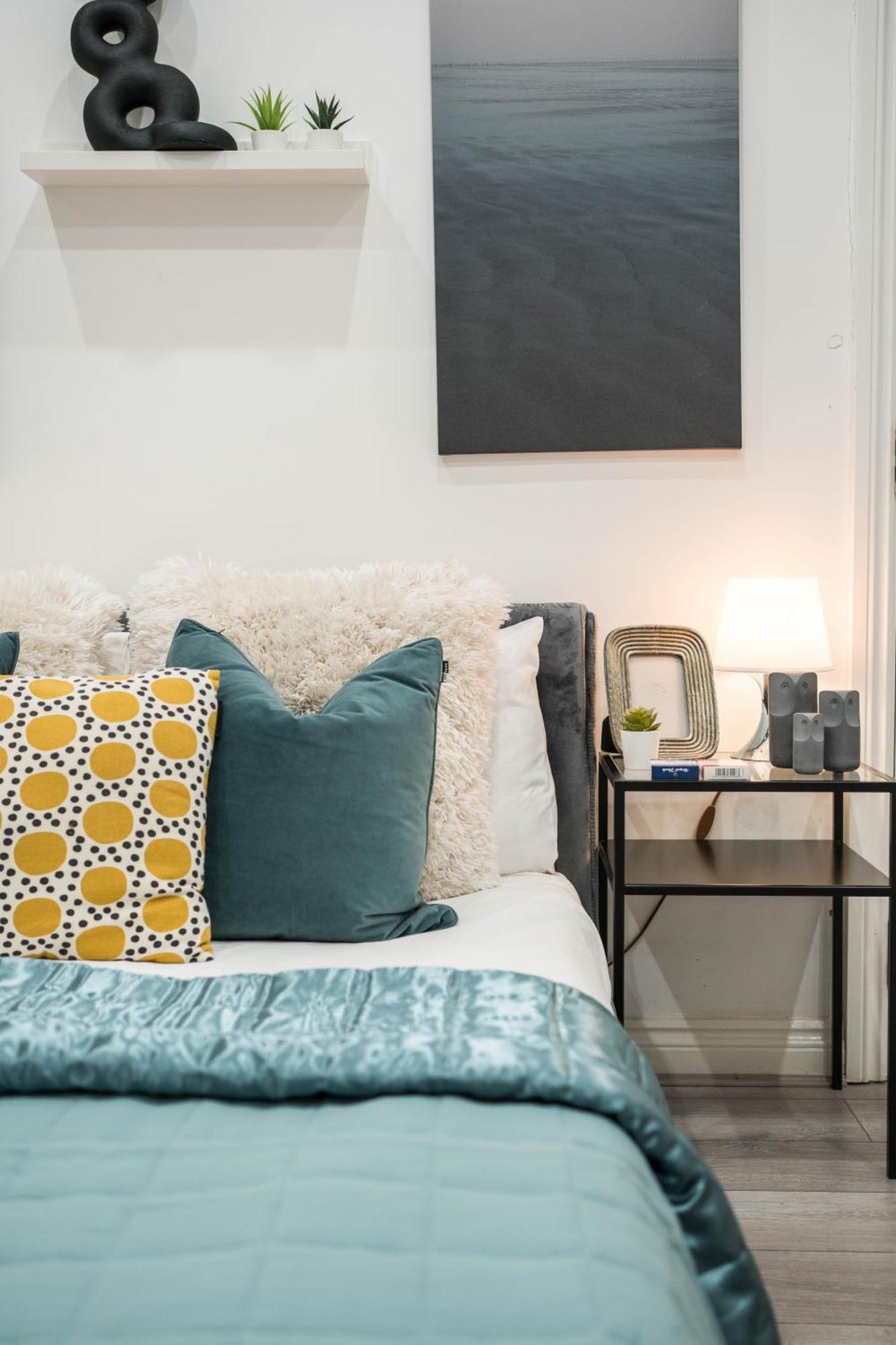 S1-4 Central - Self Equipped- 15 Minutes To Oxford Street & Marble Arch Apartment London