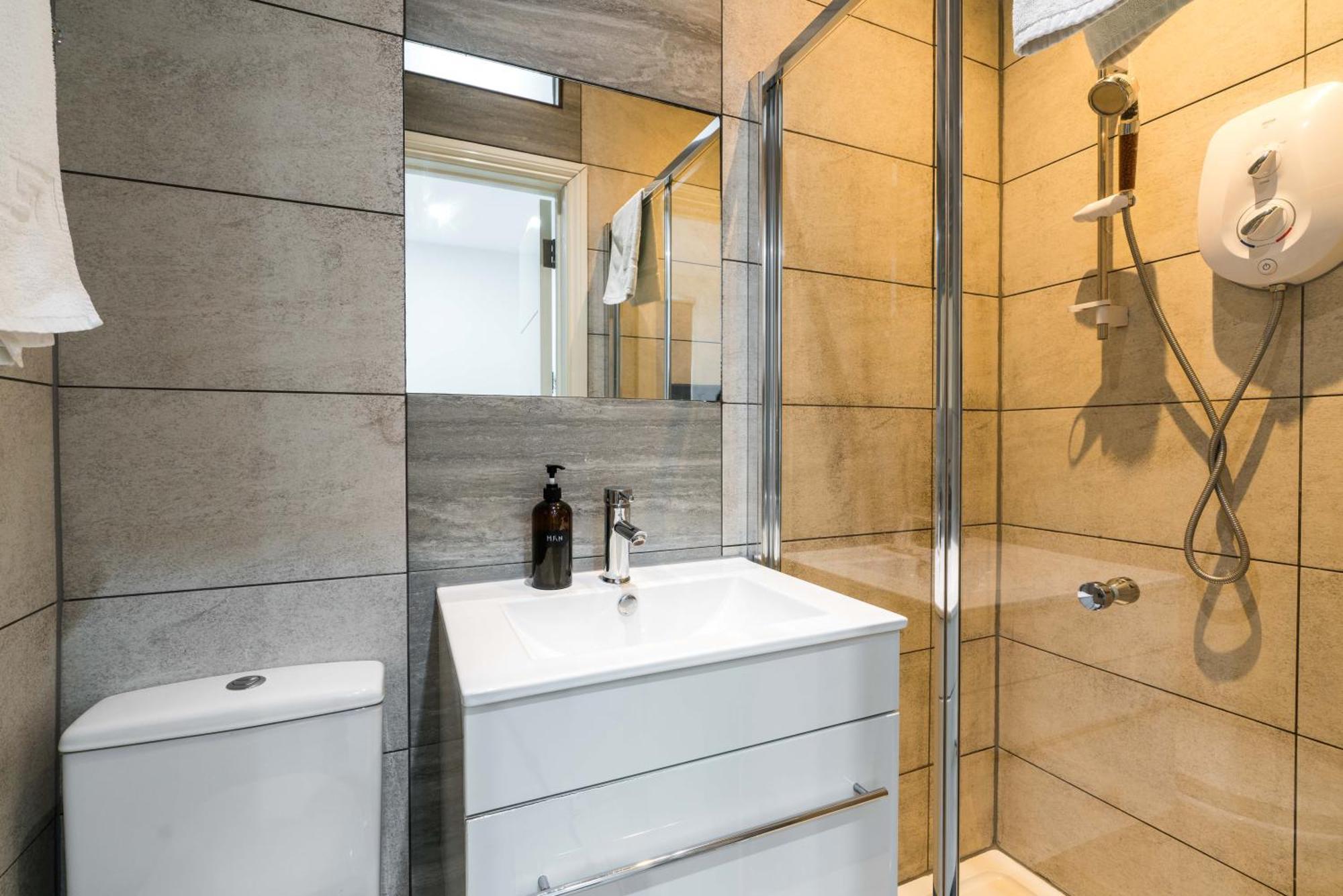 Apartment S1-4 Central - Self Equipped- 15 Minutes To Oxford Street & Marble Arch *
