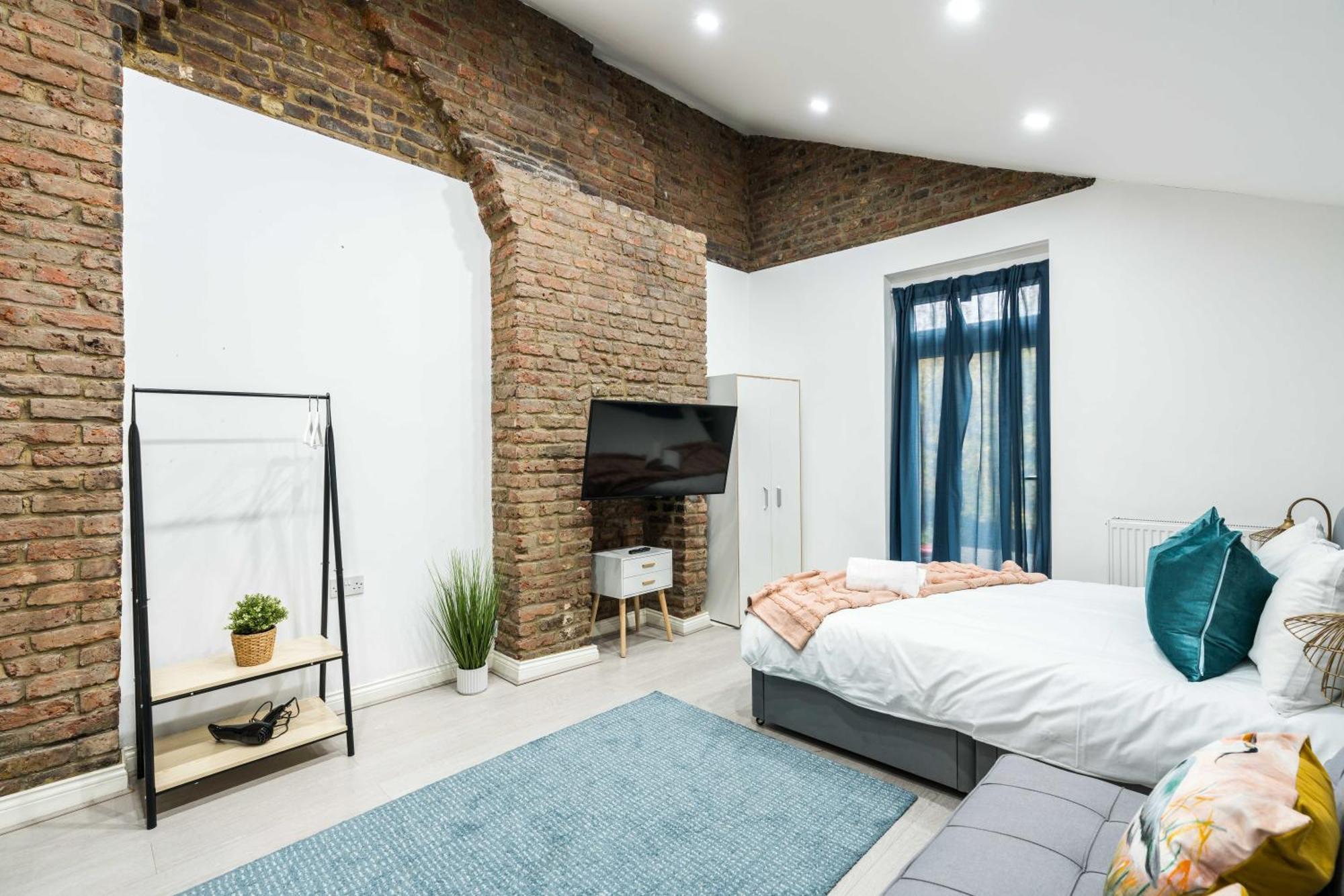 S1-4 Central - Self Equipped- 15 Minutes To Oxford Street & Marble Arch Apartment *