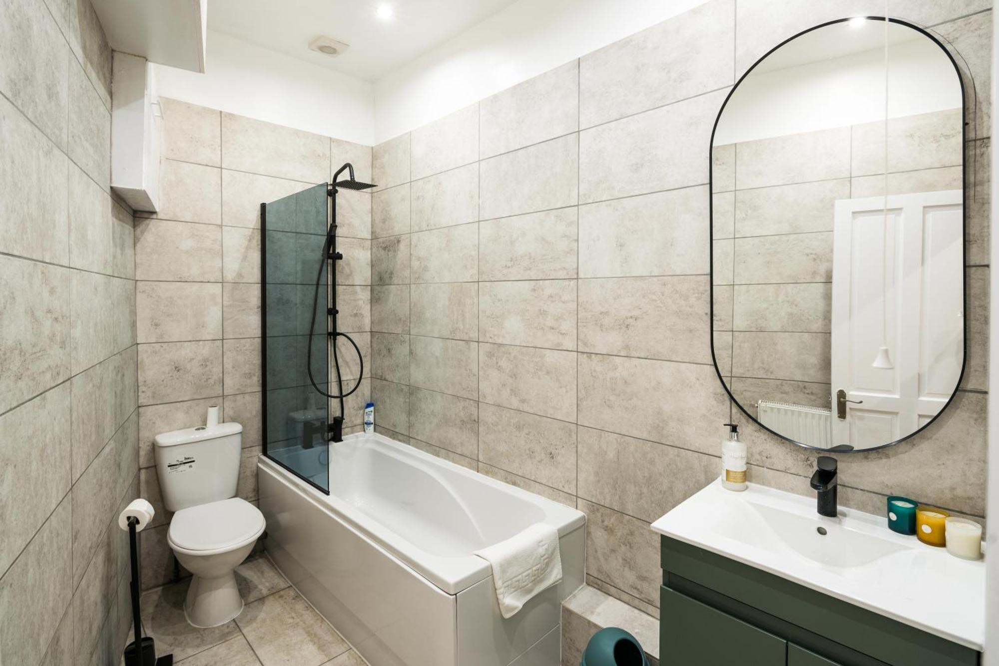 Bd Kensingtonolympia-newly Renovated 3bed * Londen