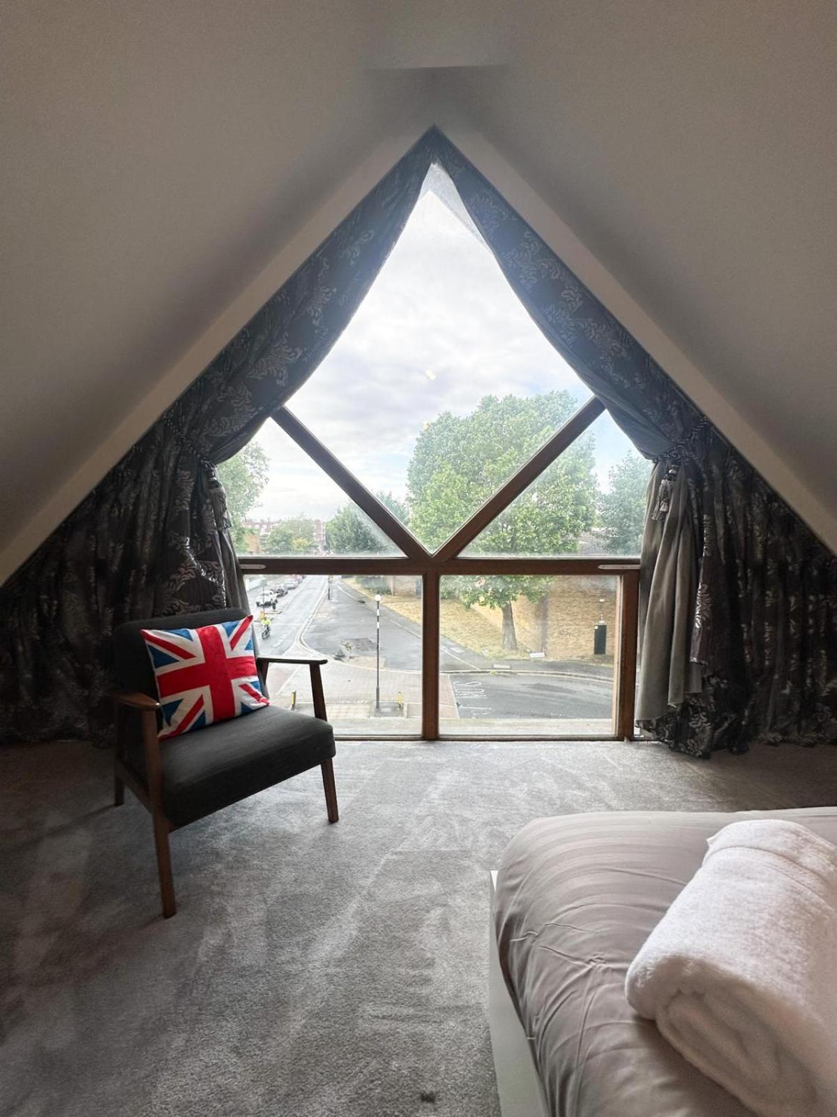 Clapham Court Penthouse Leilighet *