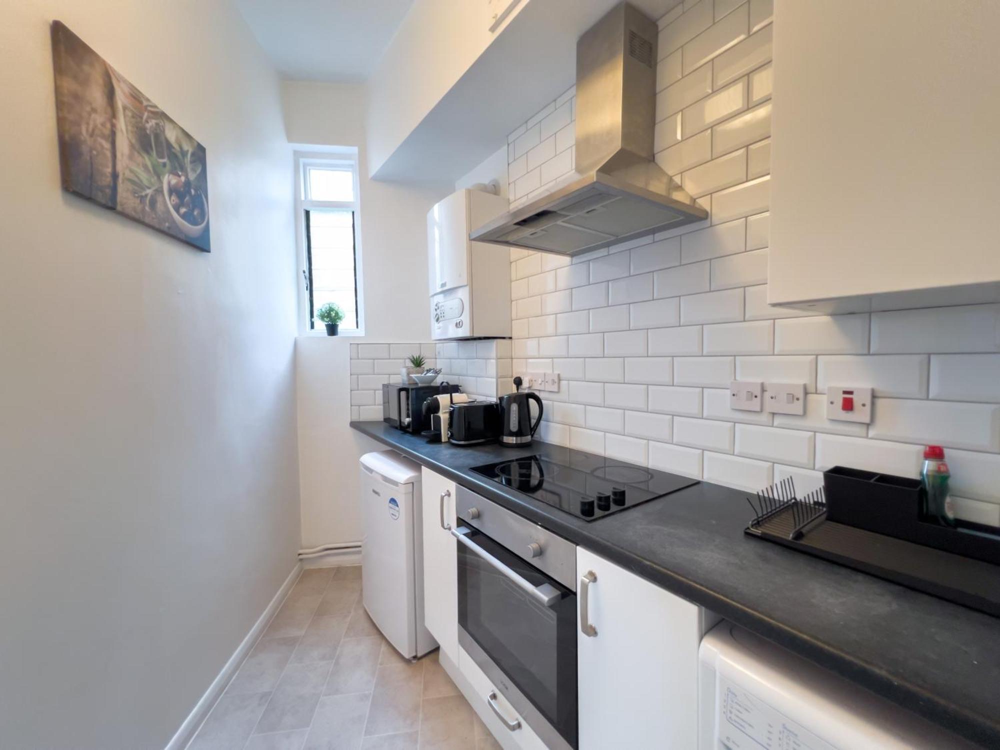 Pleasant 1 Bedroom Camden -on 1st Floor Leilighet London