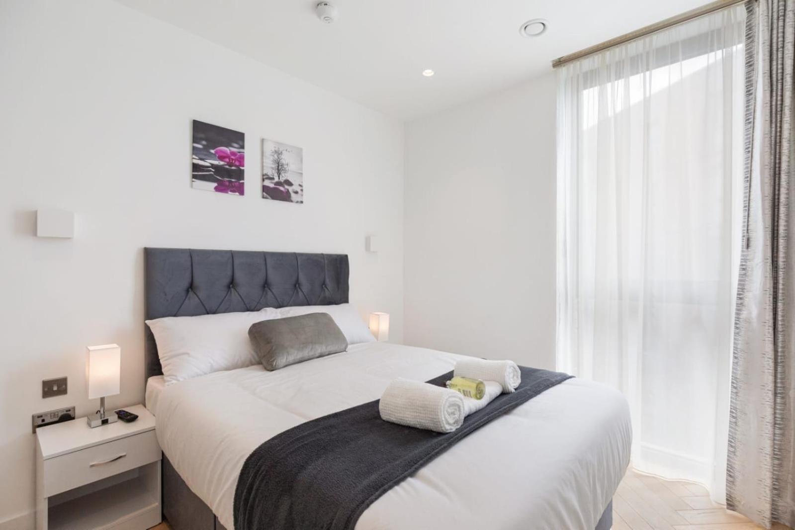 Melrose Place 7beds Free Wifi Wembley Stadium 15mins To Londres