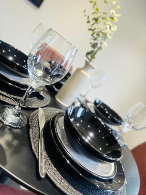 99 Apartment, Trendy Location D * Londen
