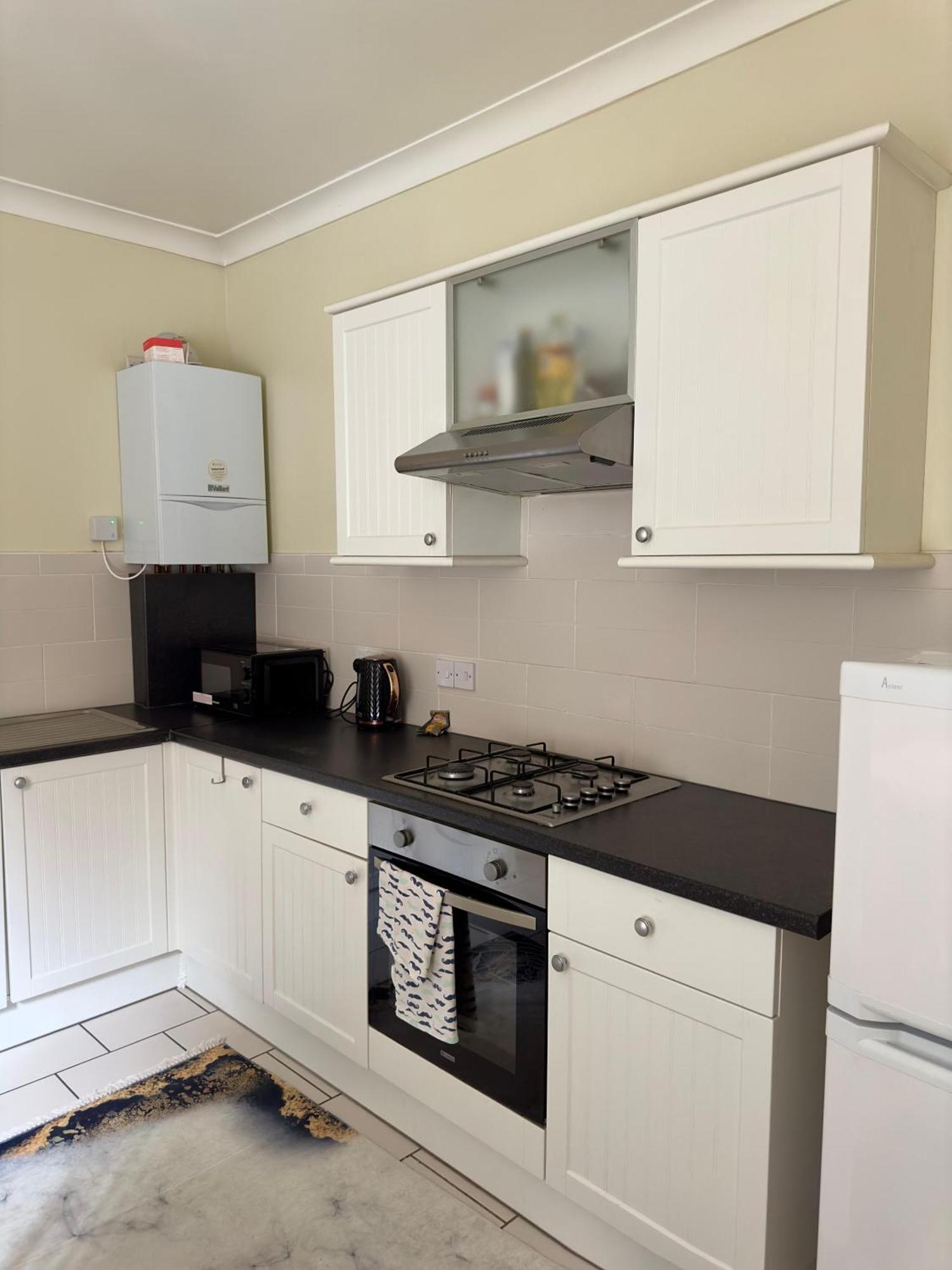 Budget 2 Bedroom Close To Hyde Park Appartement *