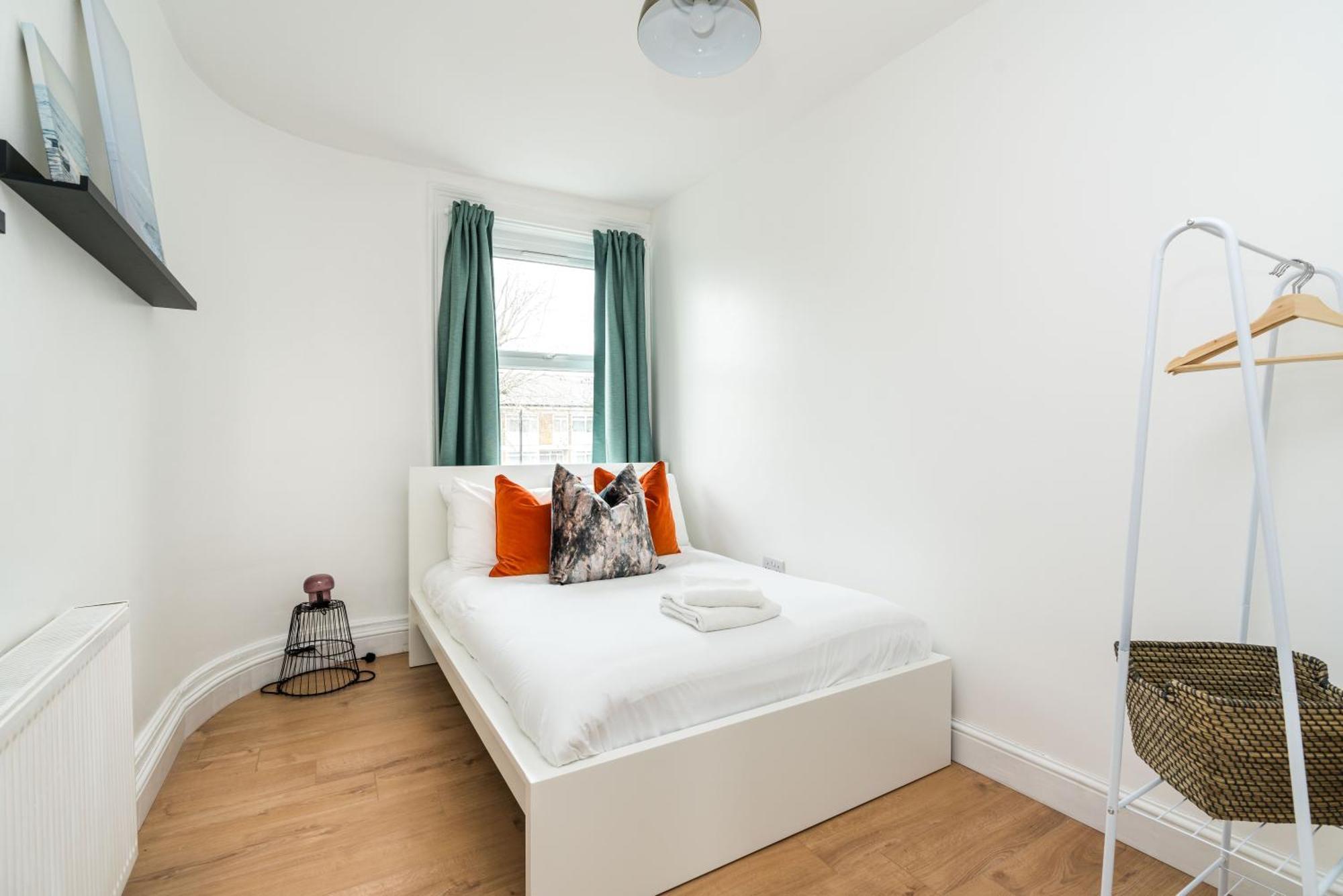 Apartment Queensmaryhospital-queensmaryuniversity-convenient-cosy *