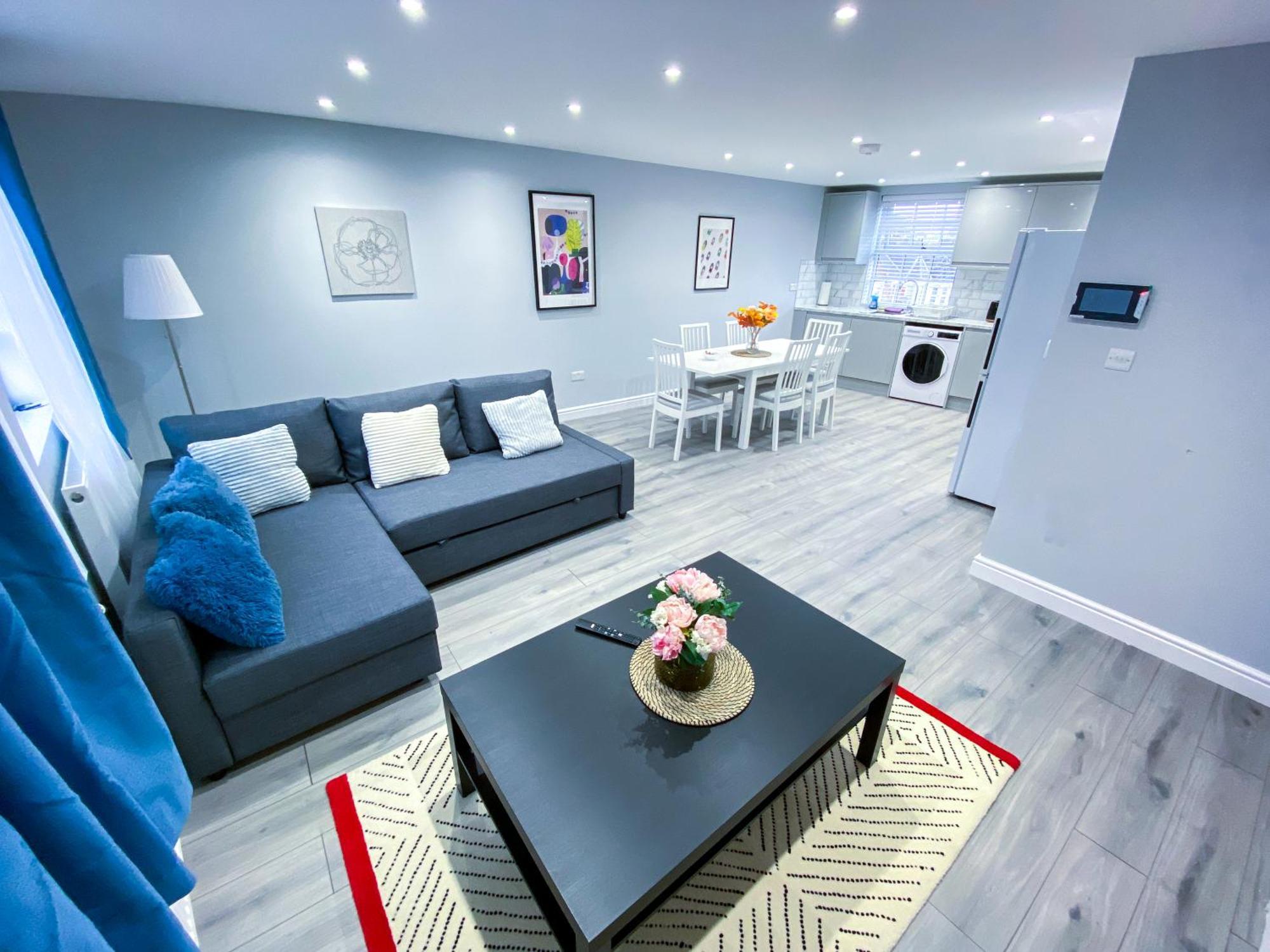 Leilighet Spacious 2-bedroom Flat In - F3