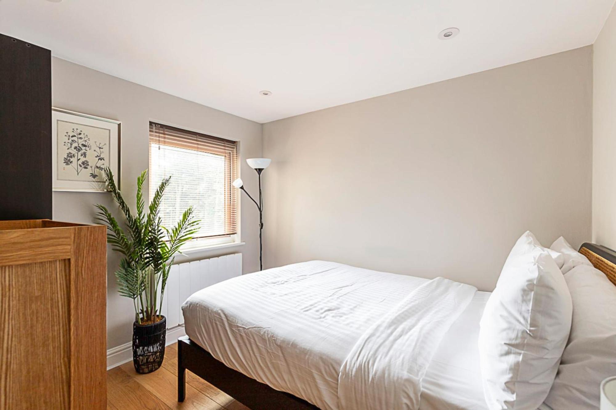 Modern Top-floor Victorian Charm In Kensington * London