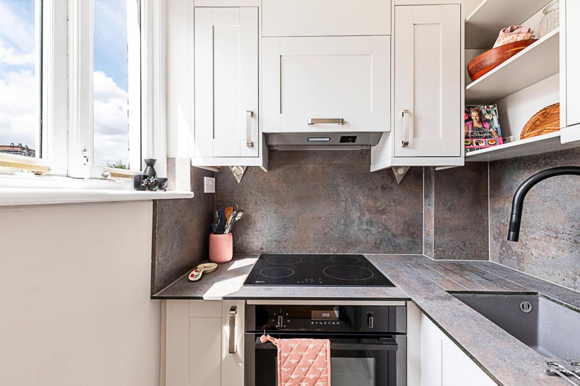 Modern Top-floor Victorian Charm In Kensington * London