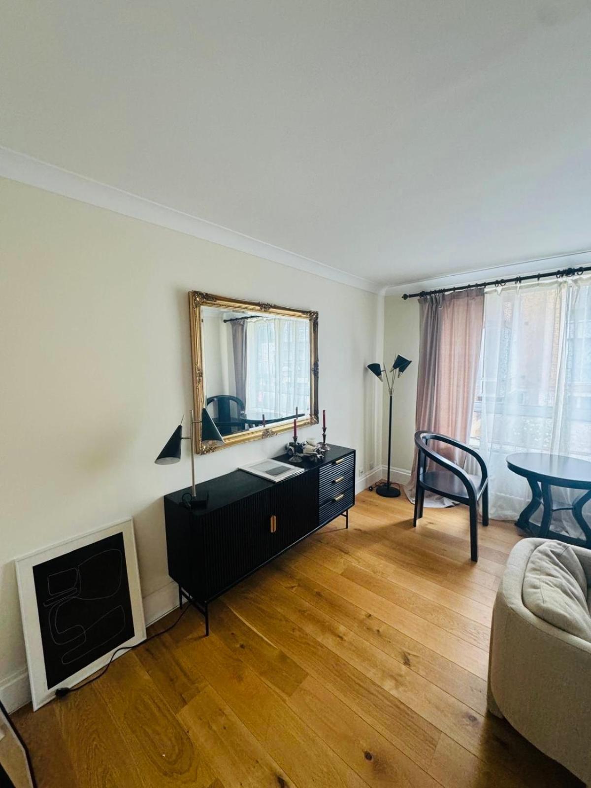 Bloomrooms@knightsbridge/hydepark Londen
