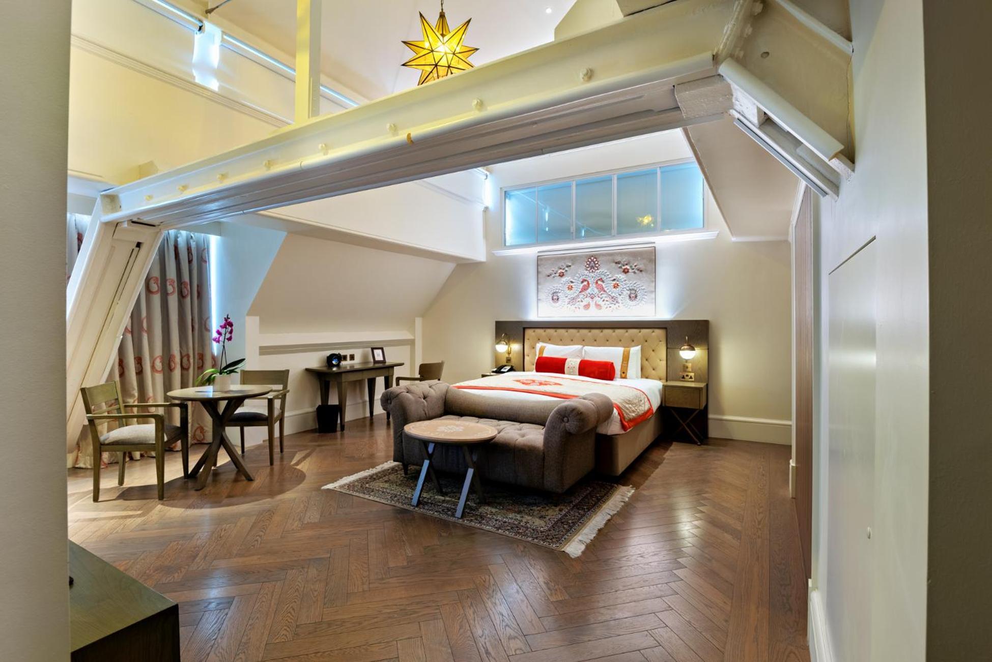 Hotell The Lalit