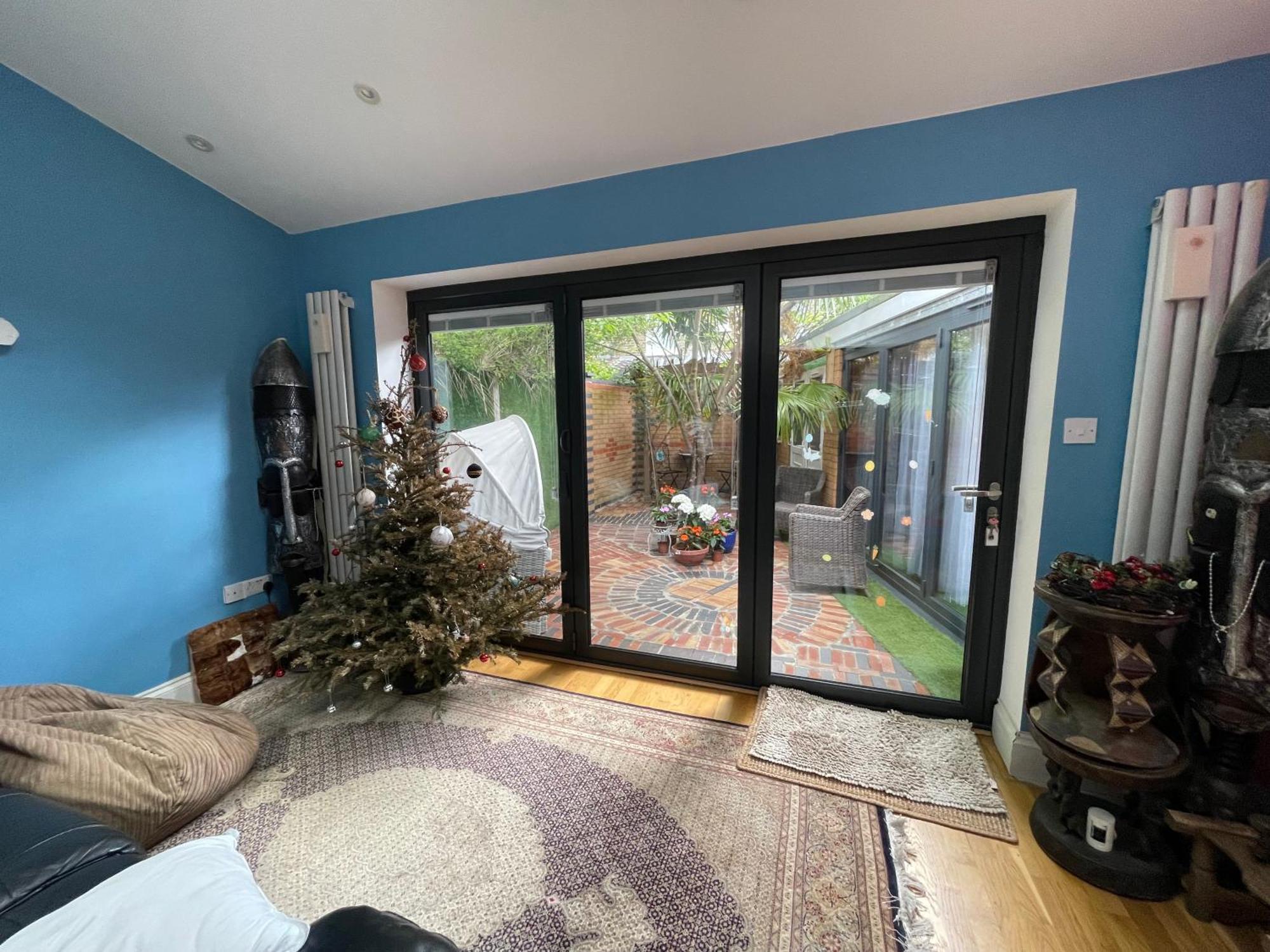 Villa Luxe 4 Bedroom House With 4 Bathrooms - Elizabeth Line & Acton Stations At Walking Distance *