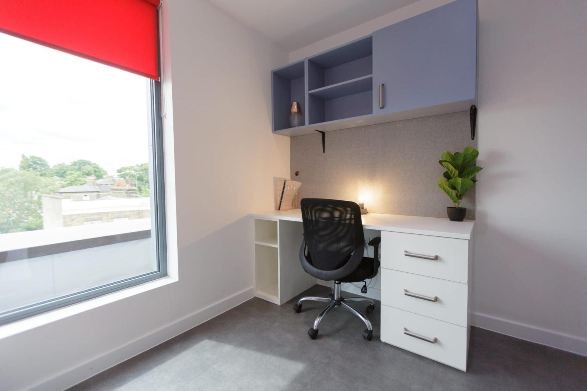 Cosy And Ensuite Bedrooms At New Cross In *
