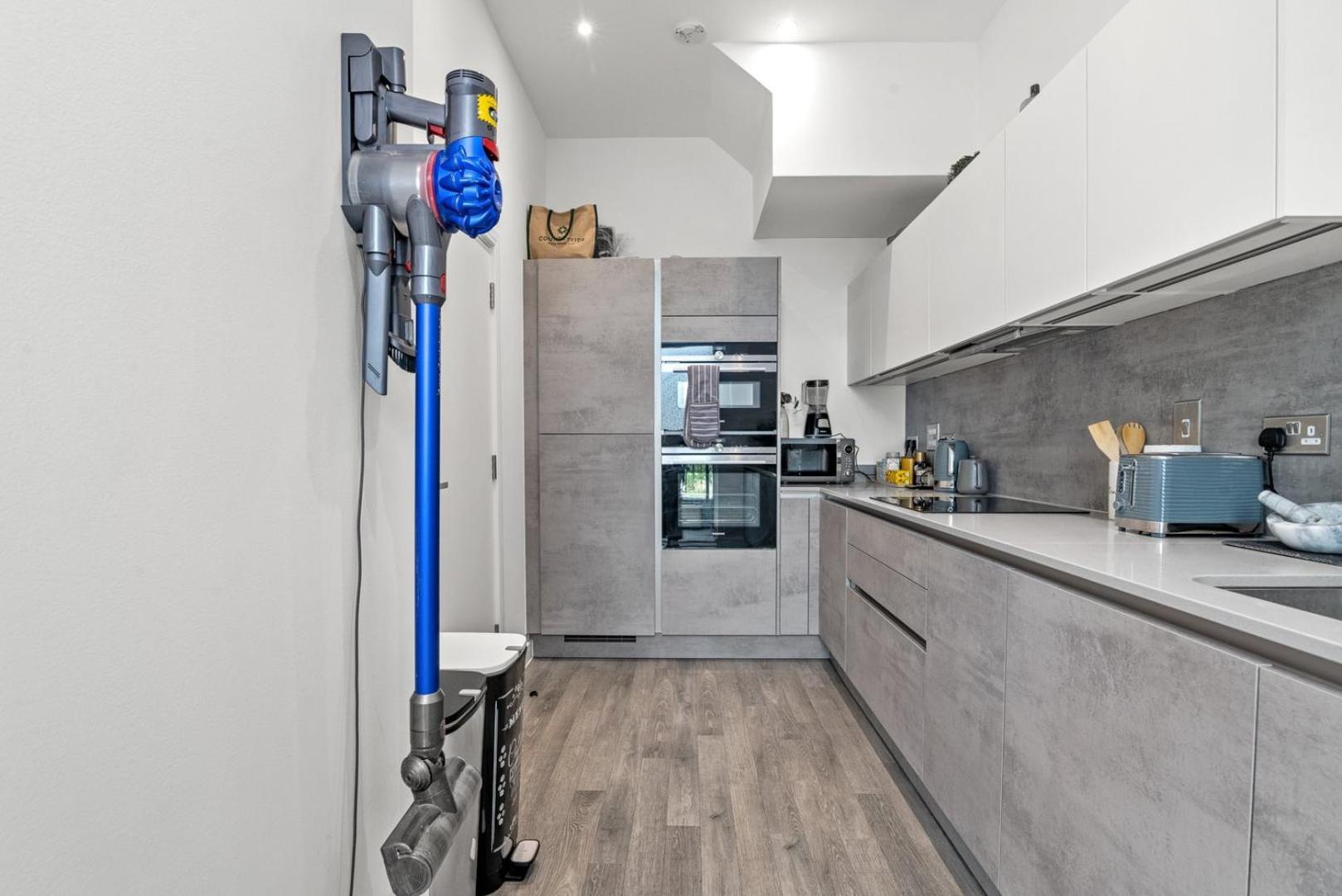 Leilighet Guestready - A Modern Gem In Acton London