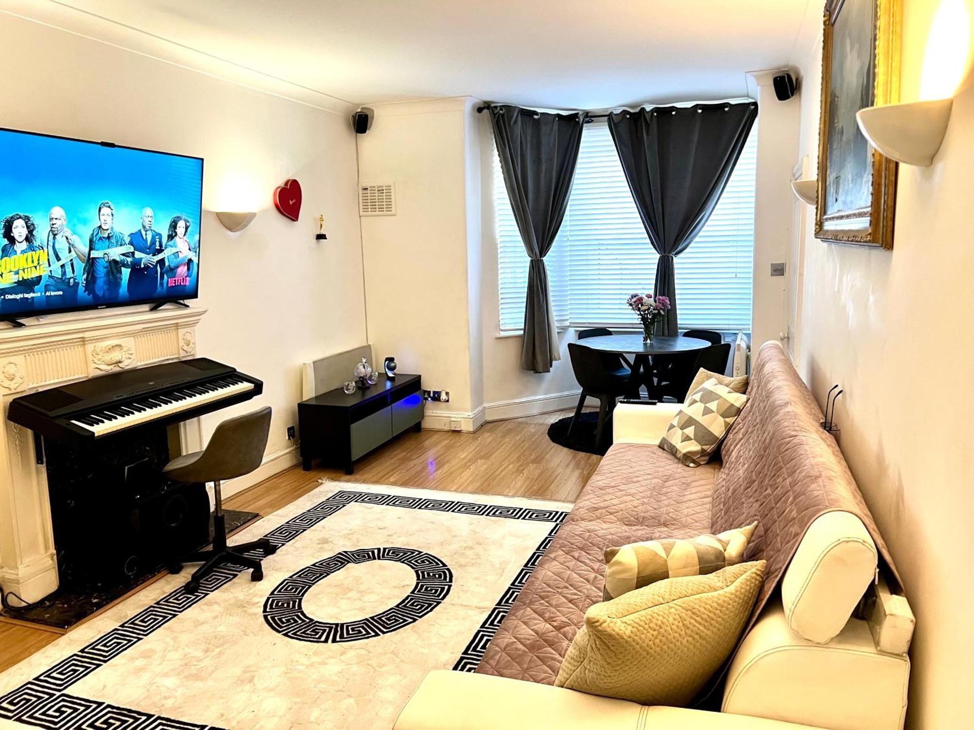 Leilighet Knightsbridge One Bedroom Flat