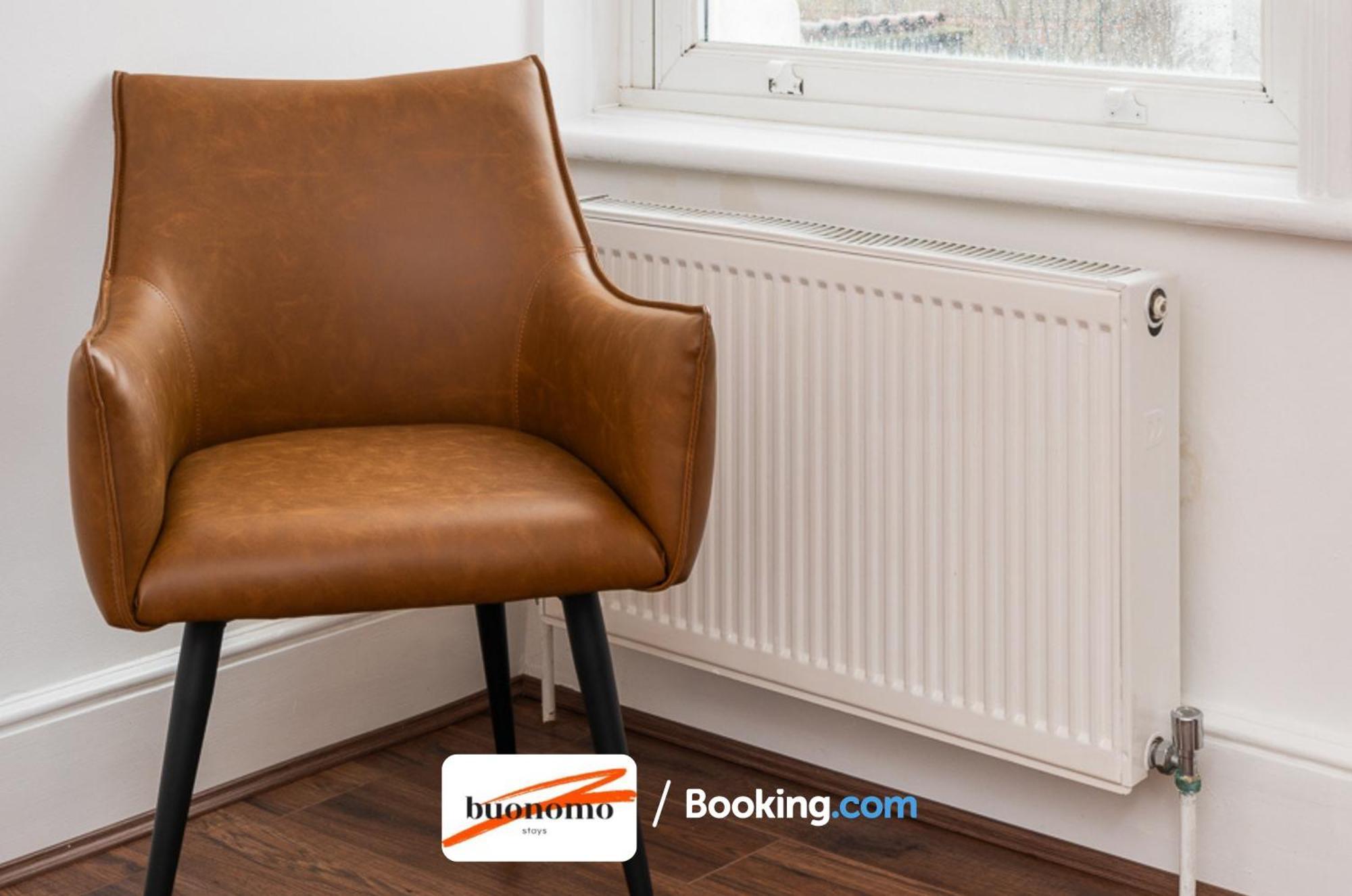Appartement Three Bedroom At Buonomo Short Lets & Serviced Close To Wimbledon Tennis Courts Londen