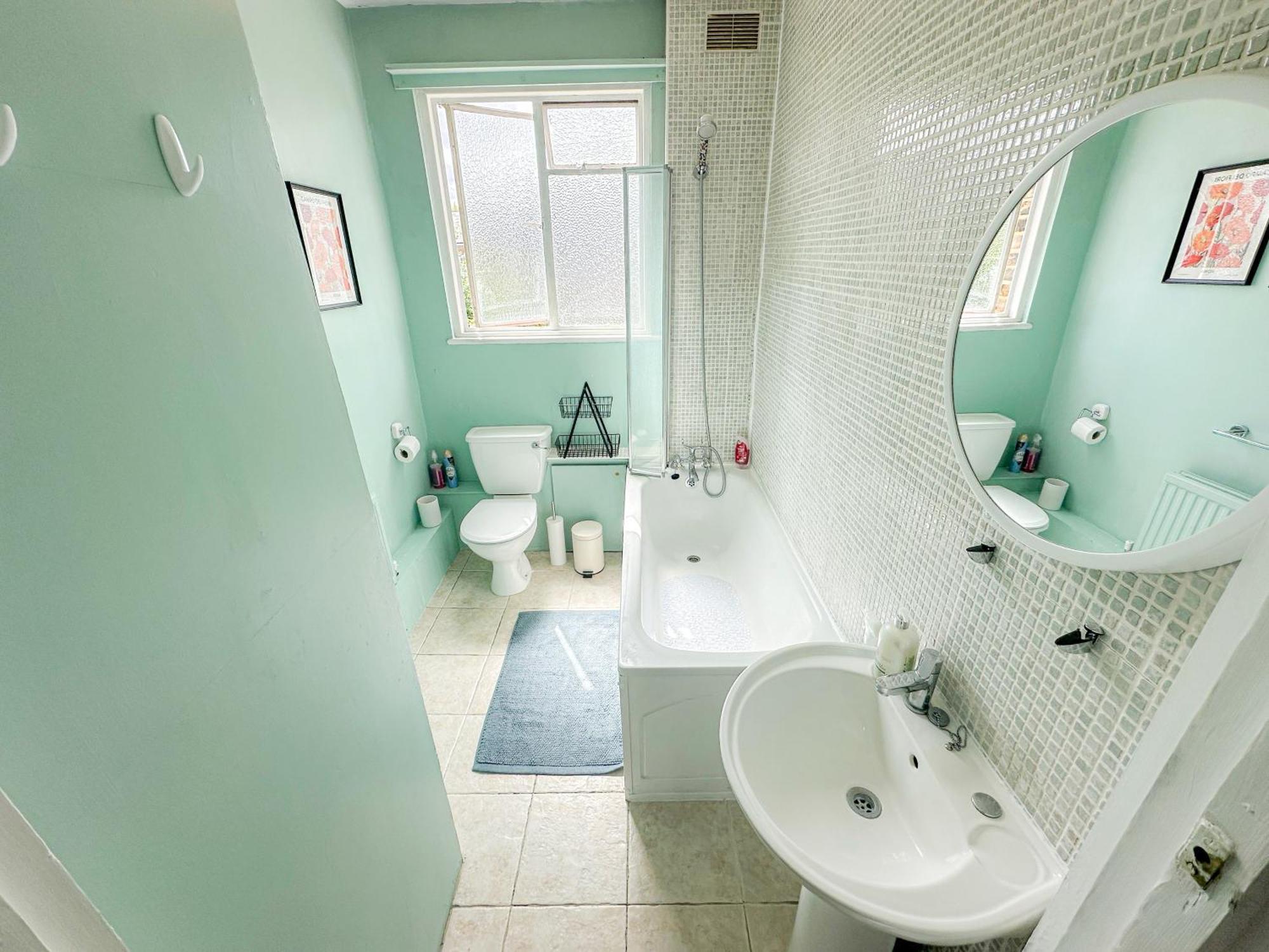 Apartamento Stylish 1-bed Flat In Willesden With Private Patio Londres