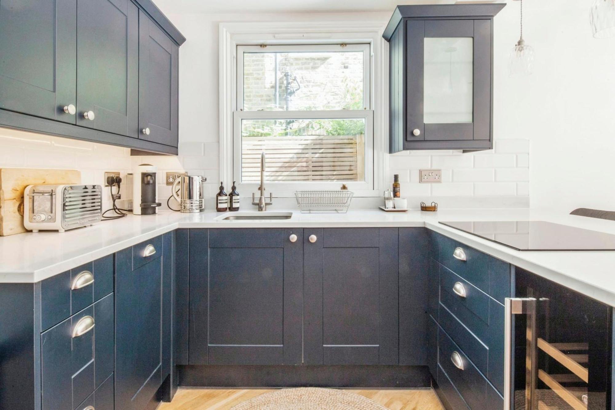 Apartment Stylish 2br Flat With Amazing Patio