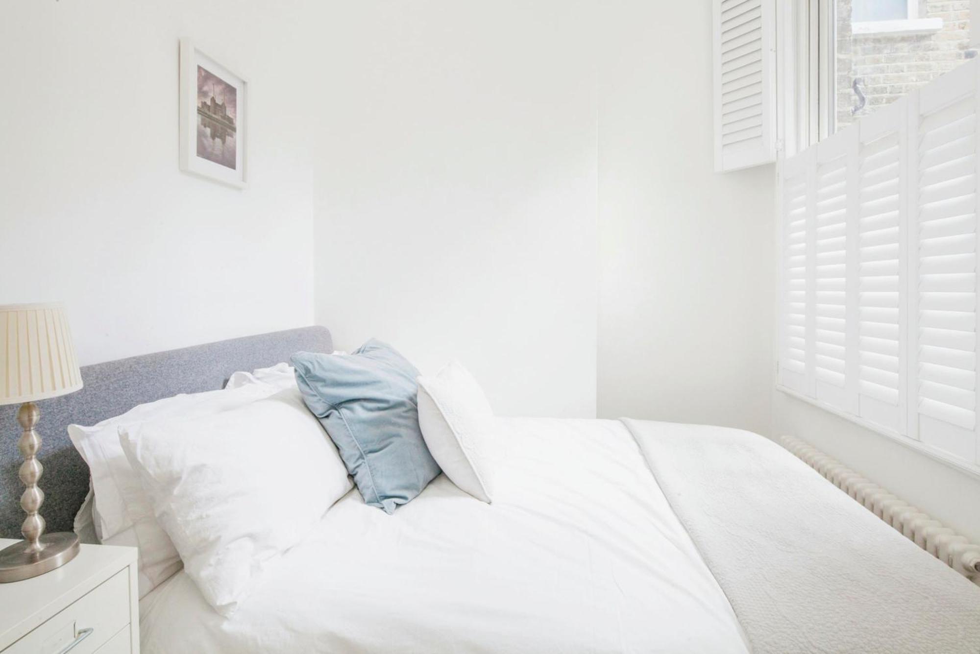 Stylish 2br Flat With Amazing Patio Apartment *