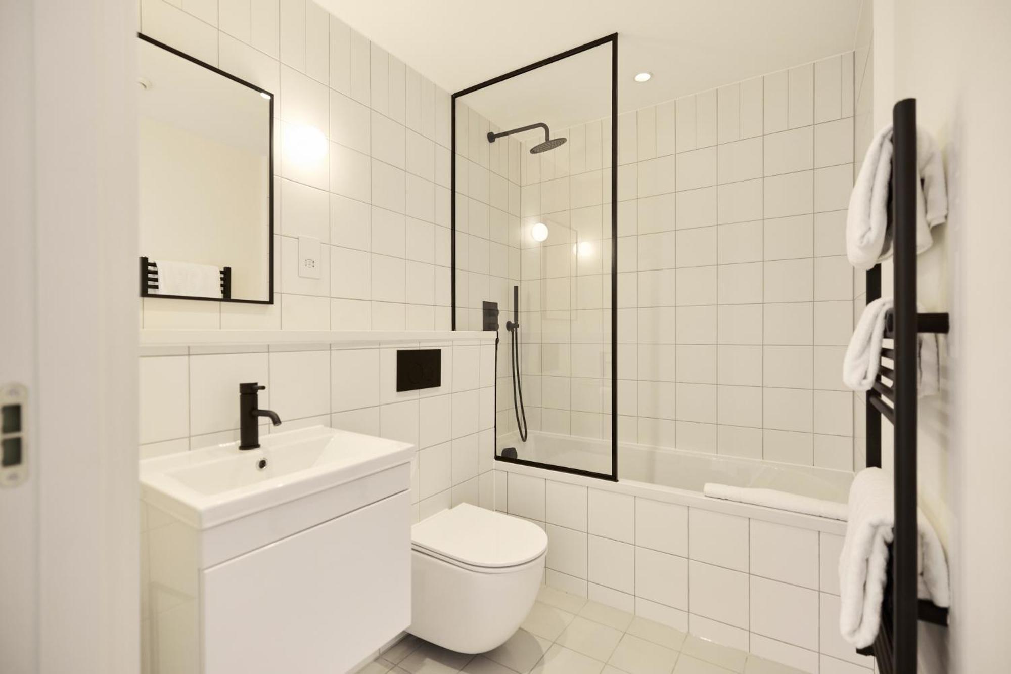Appartement The East Mile Quarters - Gorgeous 3bdr Flat With Balcony Londen