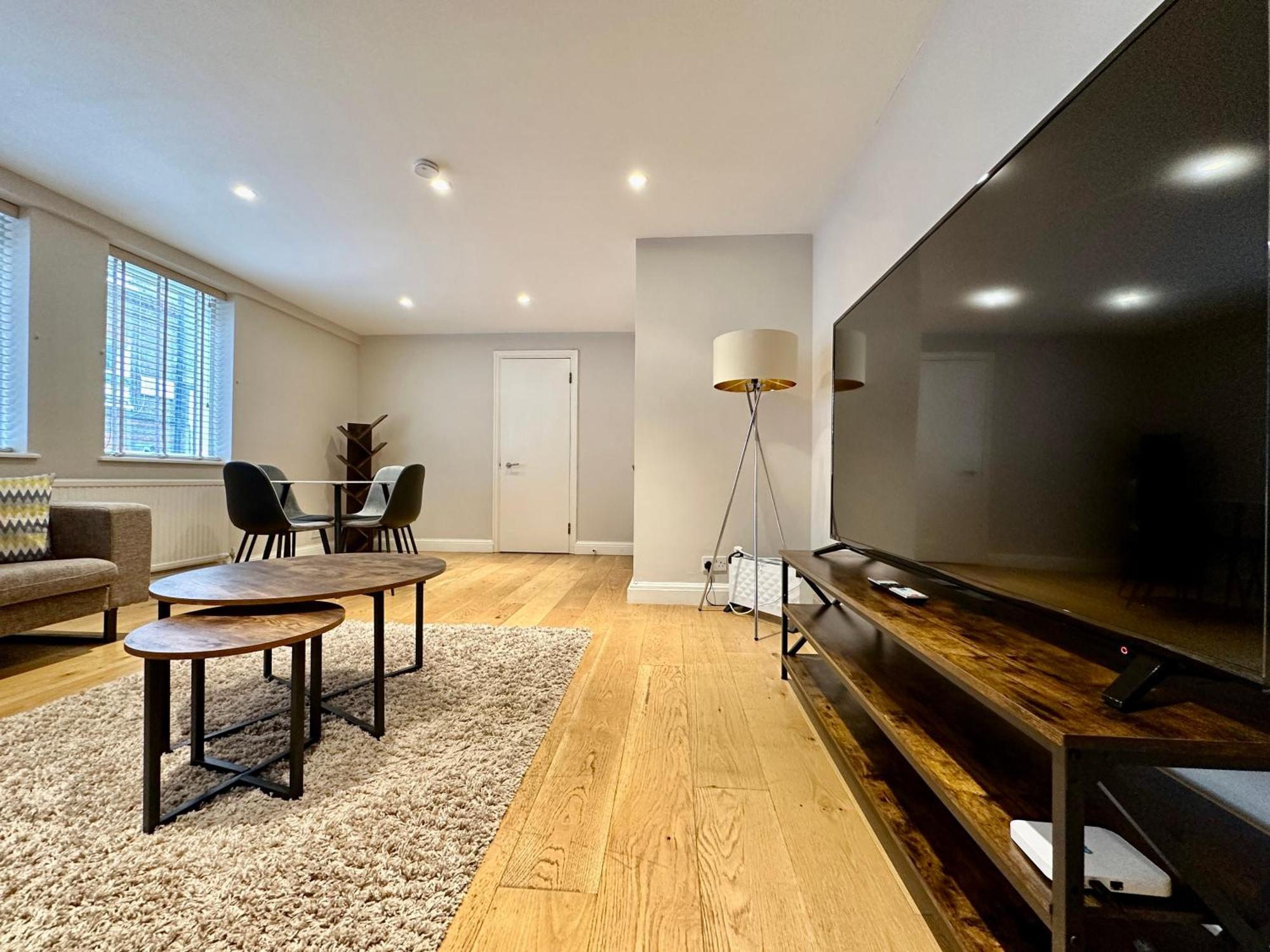 Kensington 2Bed Stucco Bright Large High Ceilings - Luxurylondonstays Leilighet