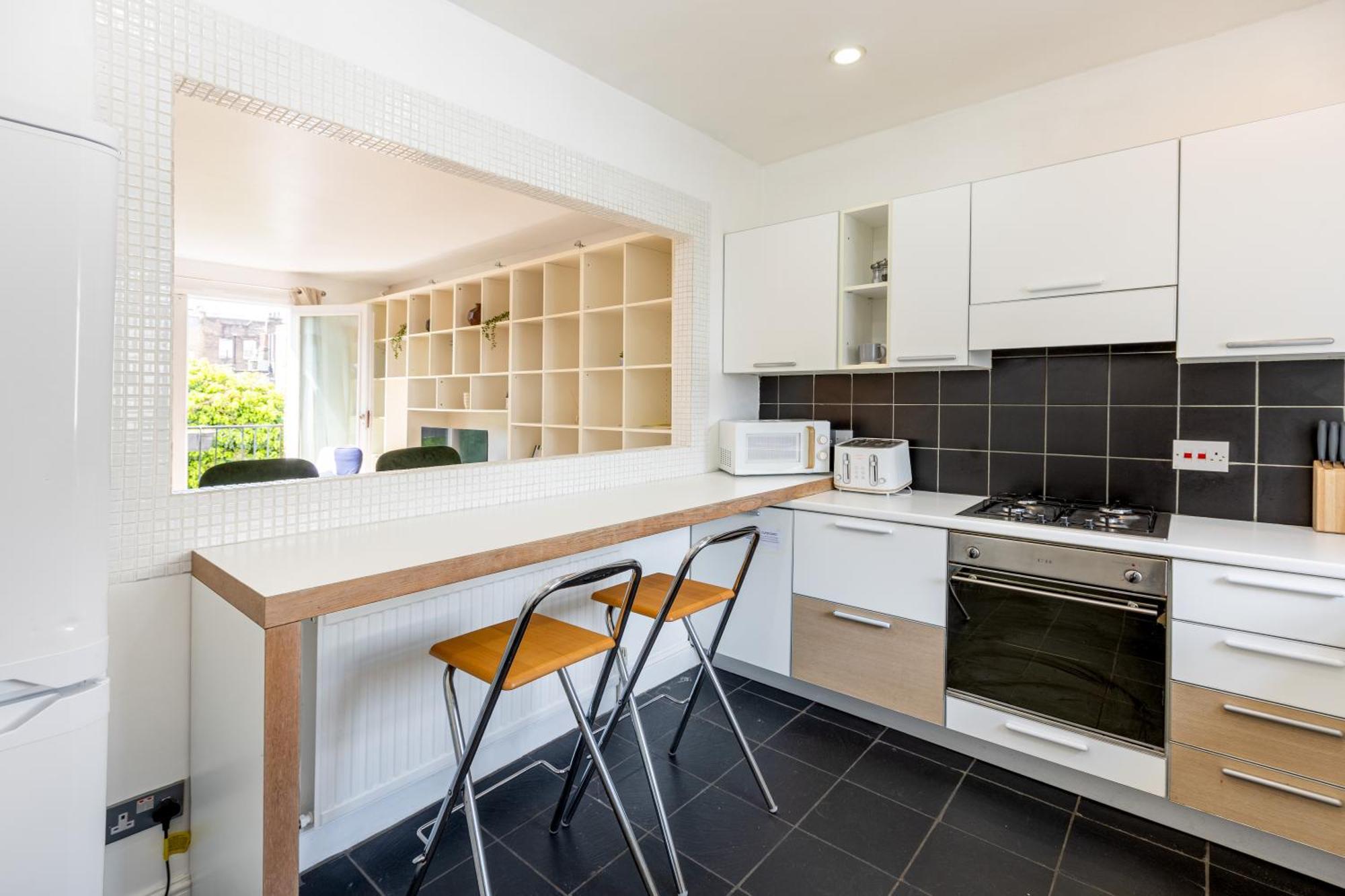 Expansive 2br Flat, Holloway Road *