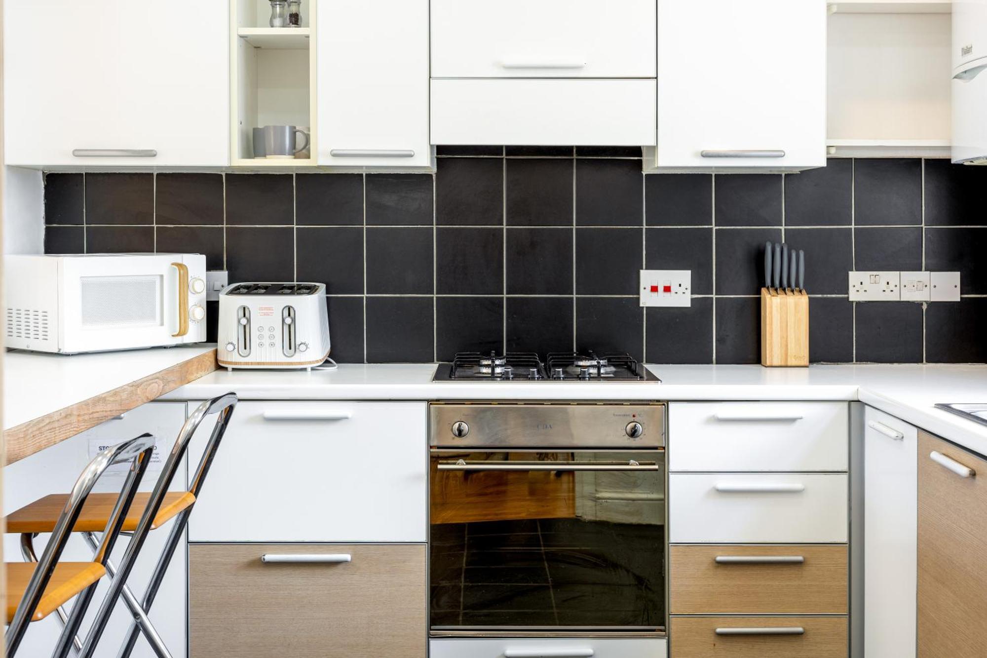 Expansive 2br Flat, Holloway Road London