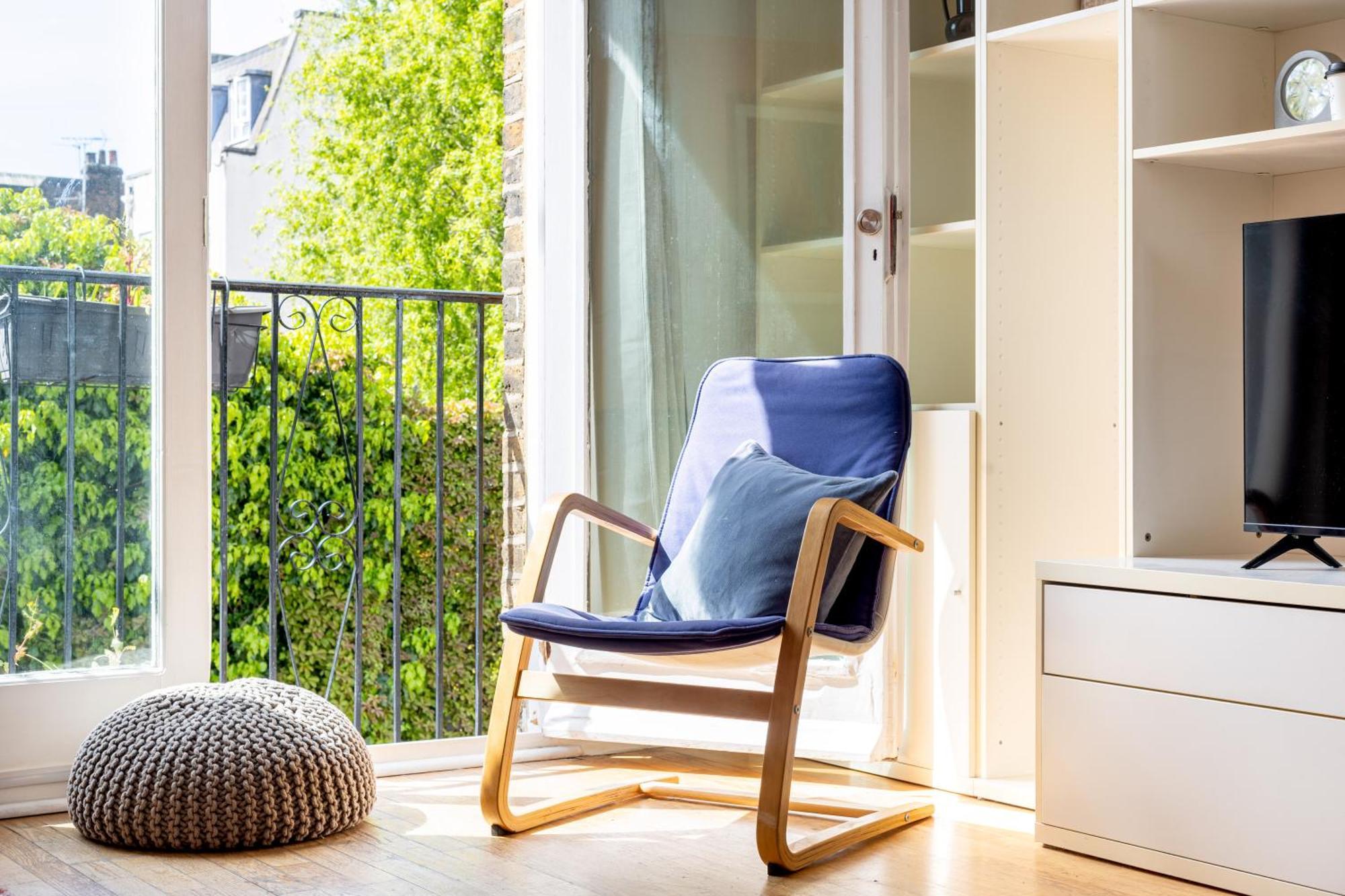 Expansive 2br Flat, Holloway Road