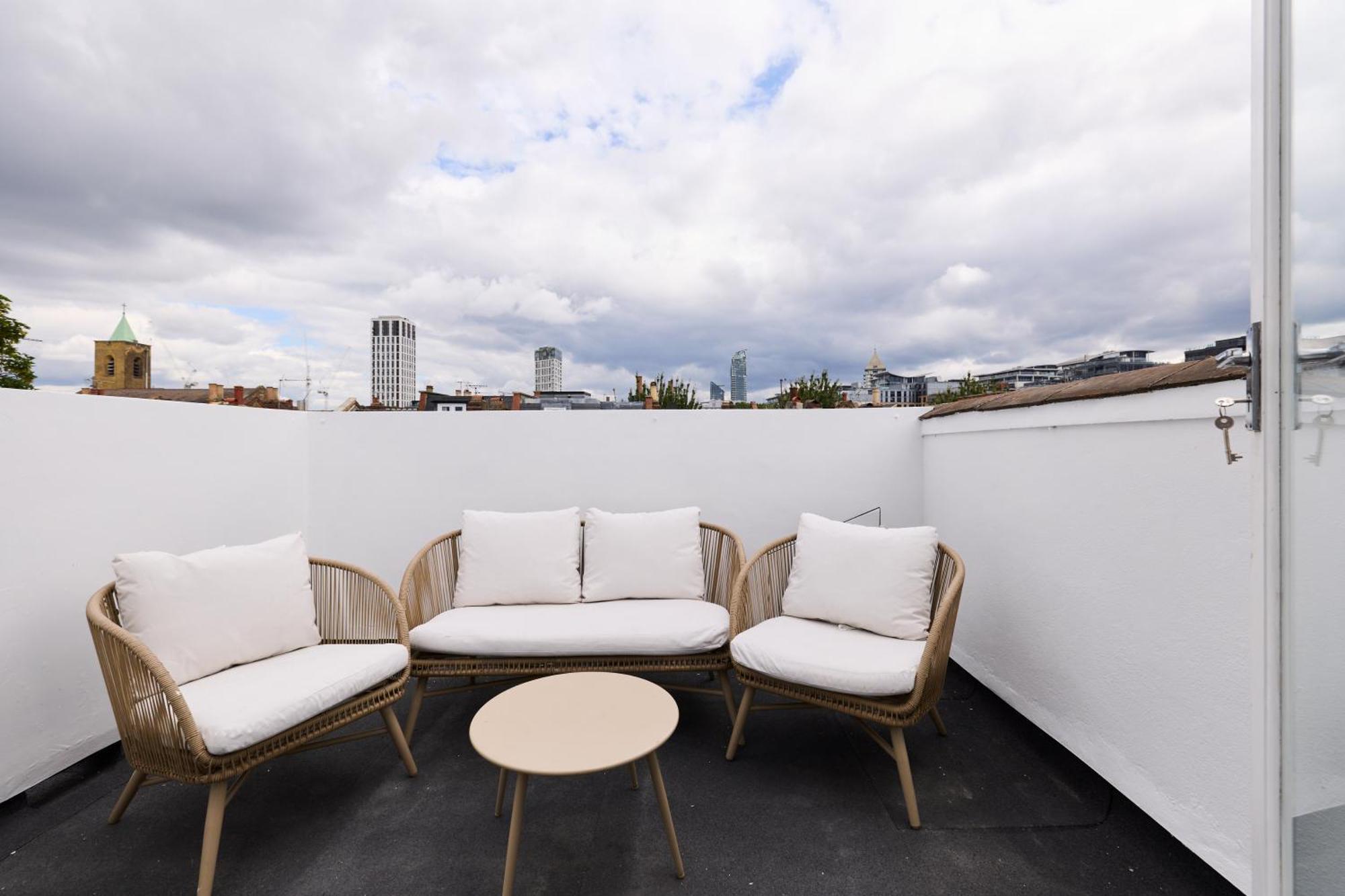 The Fulham Arms - Elegant 3bdr Flat With Terrace Apartamento