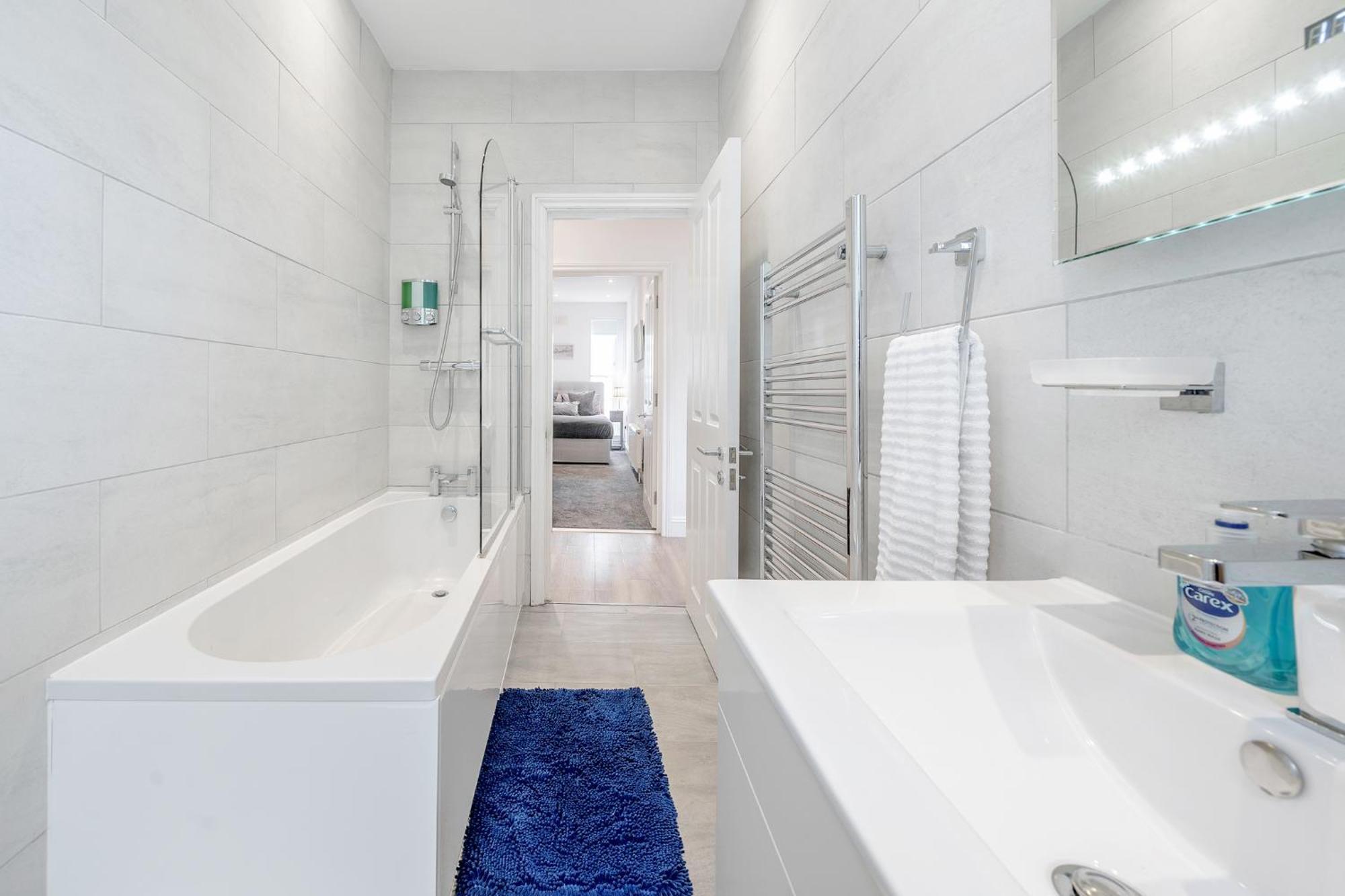2-bed Notting Hill / Portobello Apartment *