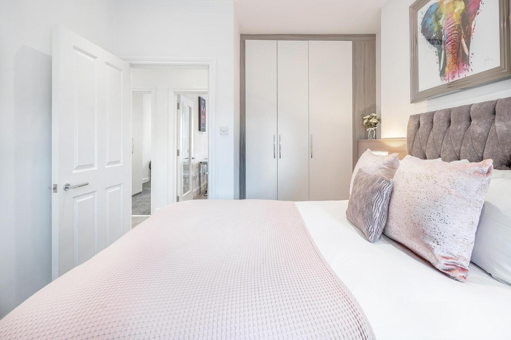 2-bed Notting Hill / Portobello * London