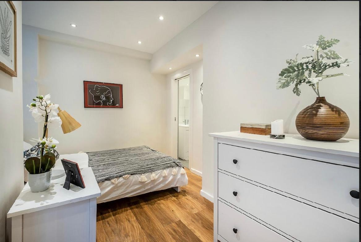 Renovu Premium Homes In Kensington Londen