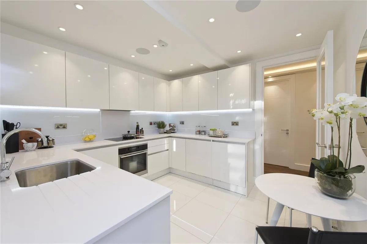 Ferienhaus Flagship Luxury Villa. Near Mayfair And Hyde Park - Sleeps 16 London