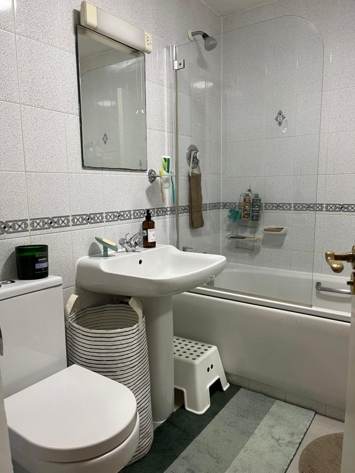 Beautiful 2 Bedroom Appartement *