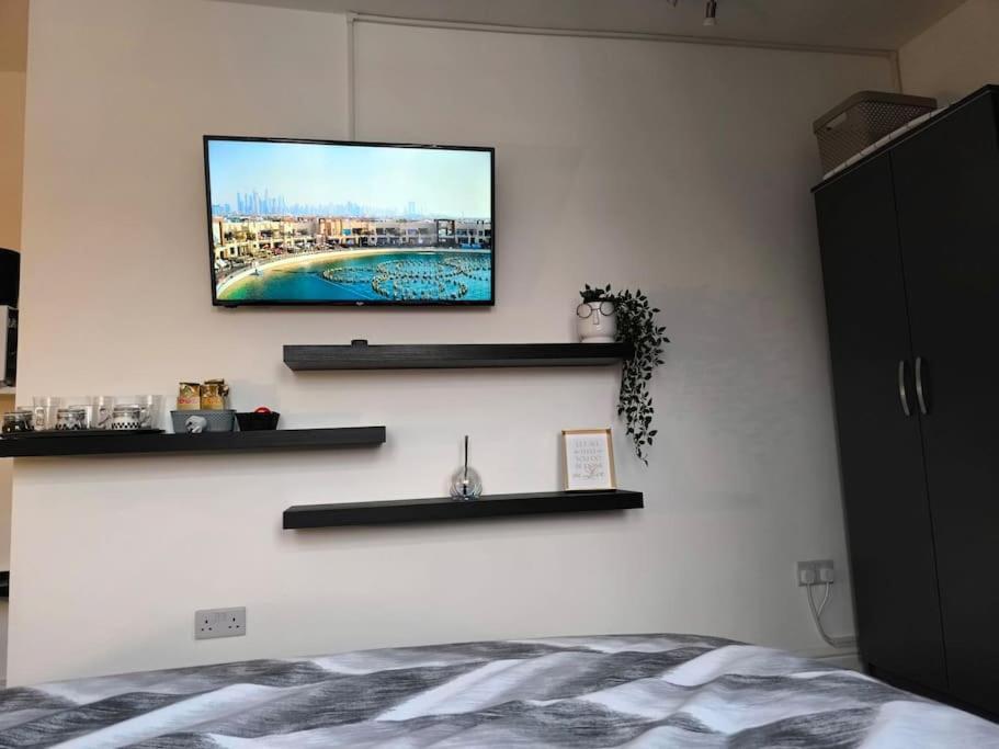Style Room, Near Tooting Broadway Station Apartamento Londres