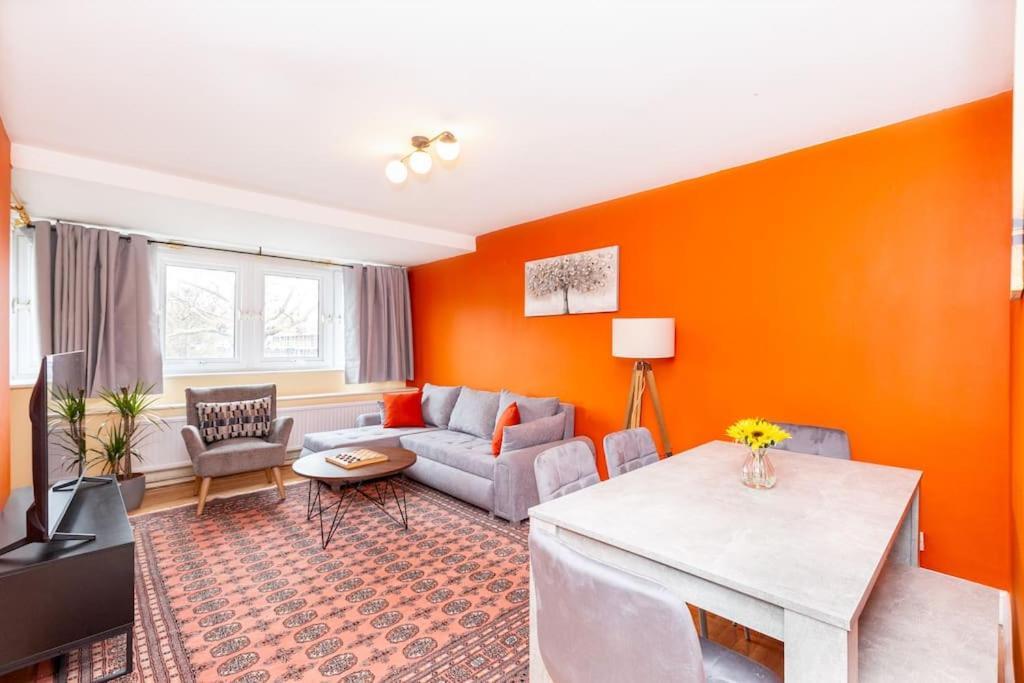 Spacious 4br With Large Balcony Apartment *