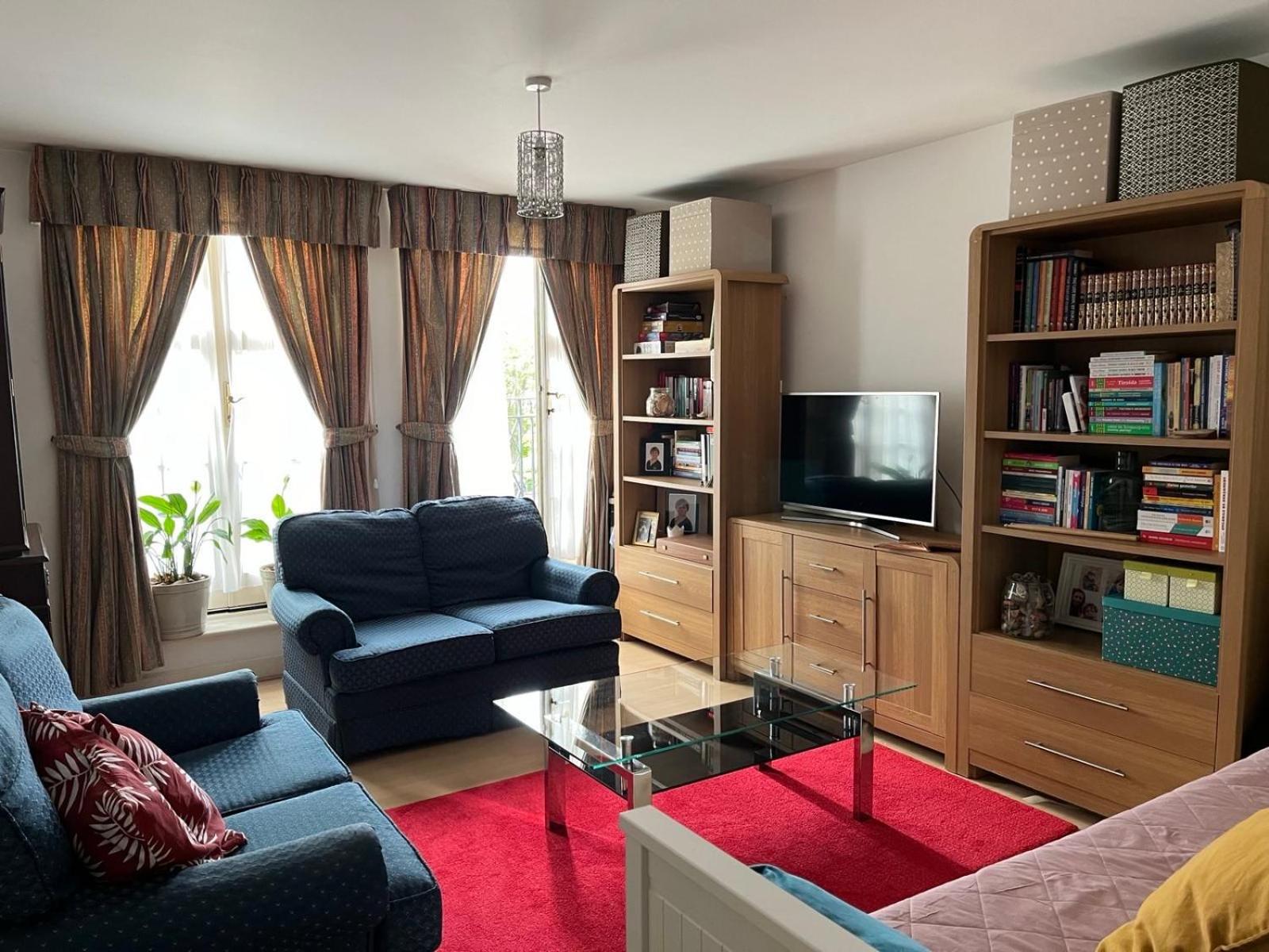 Appartement Beautiful 2 Bedroom *