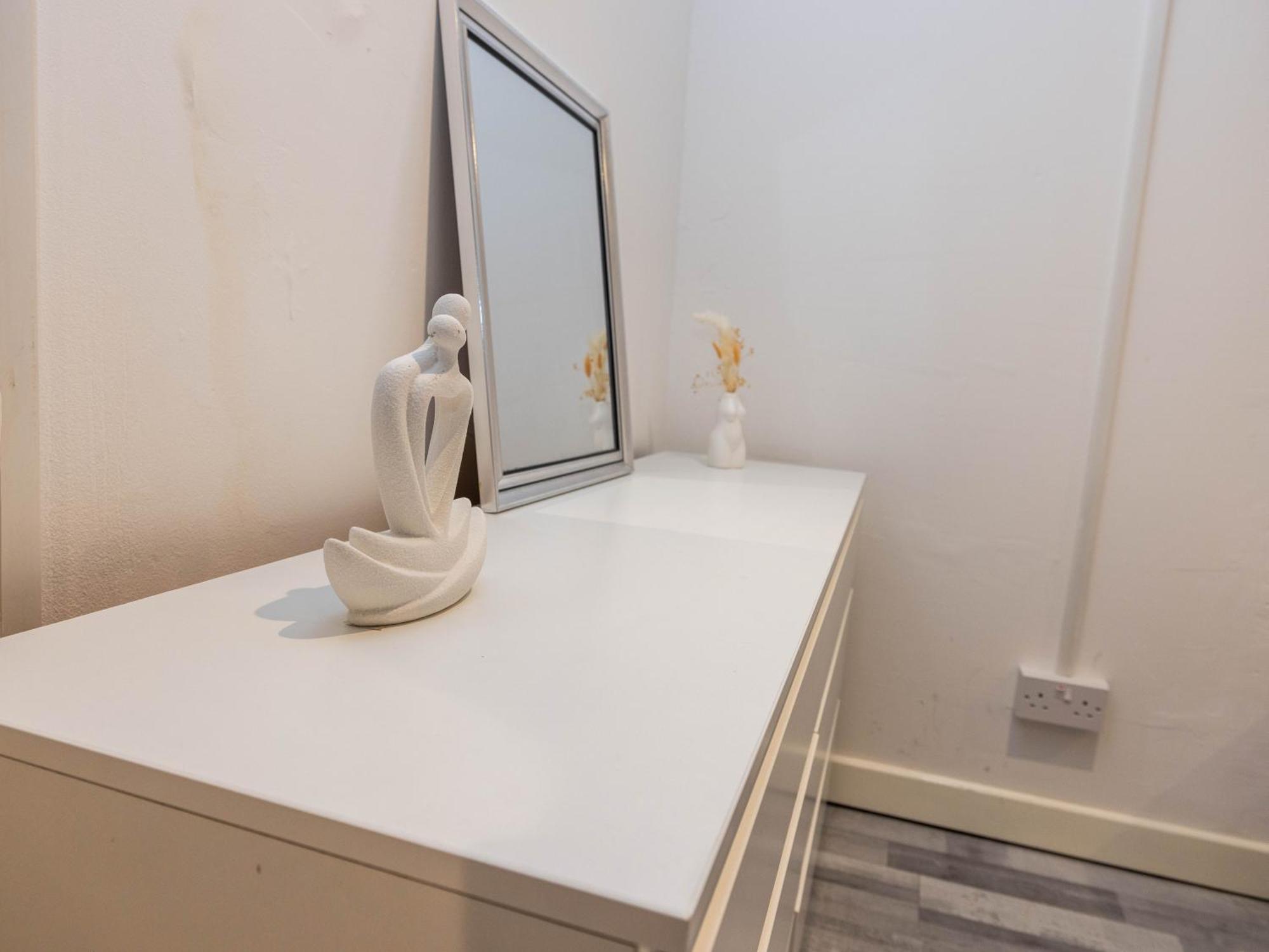 1 Bed-4guests-sofabed-wifi-closetocity-parking Londres