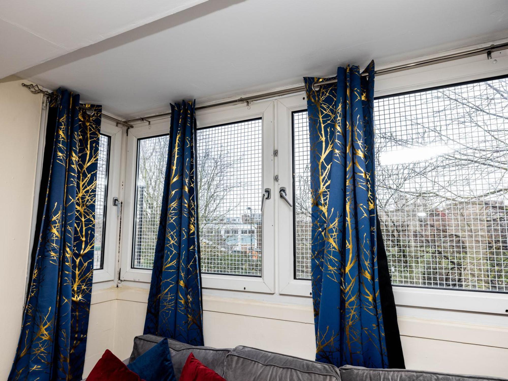 1 Bed-4guests-sofabed-wifi-closetocity-parking Apartamento
