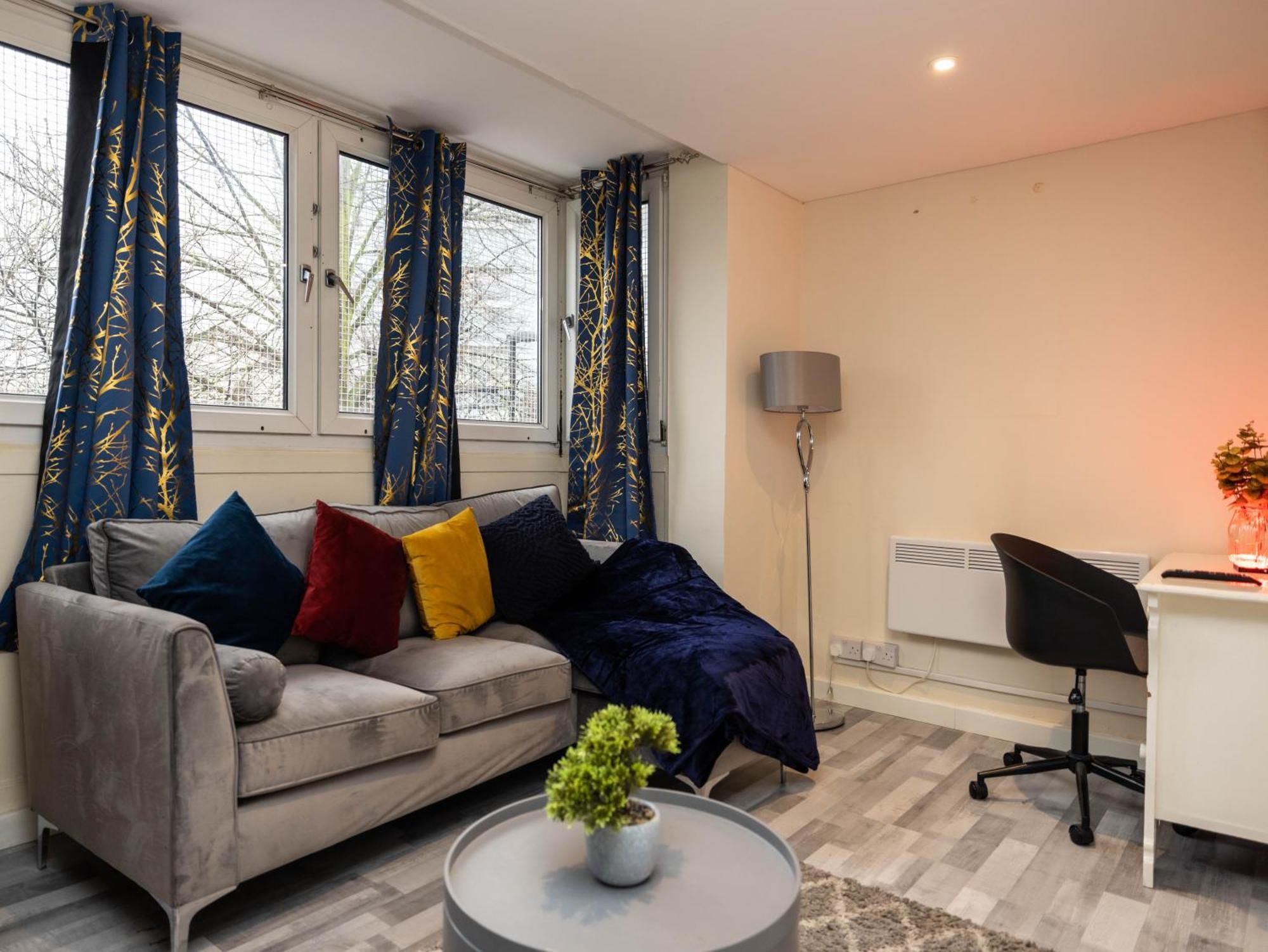1 Bed-4guests-sofabed-wifi-closetocity-parking * Londres
