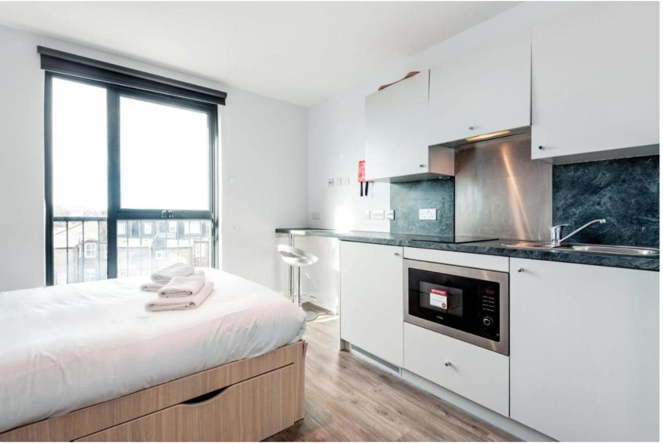 Spacious & Bright In Lewisham Quick Links *