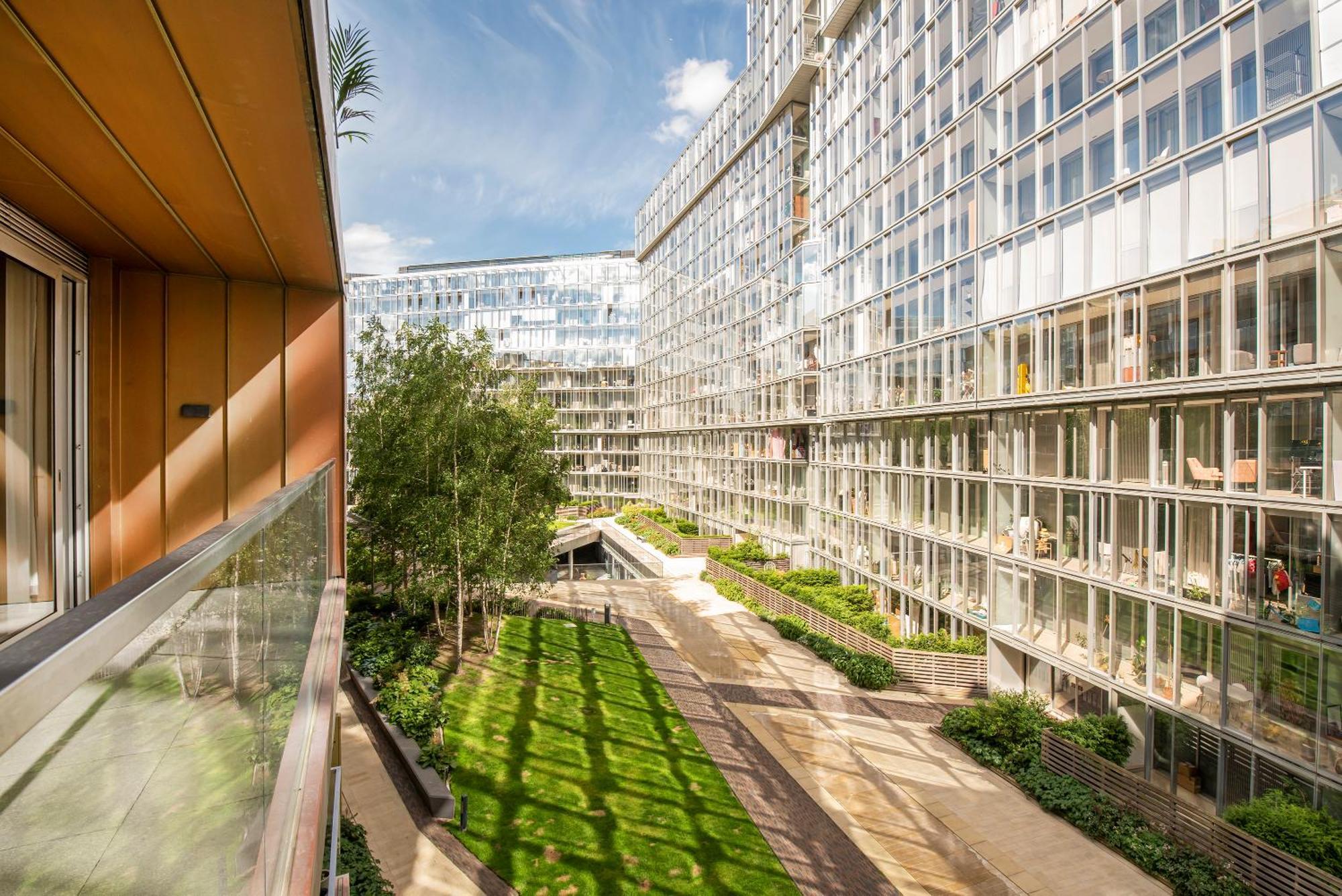 Modern 2 Bed Battersea Power Station Leilighet *