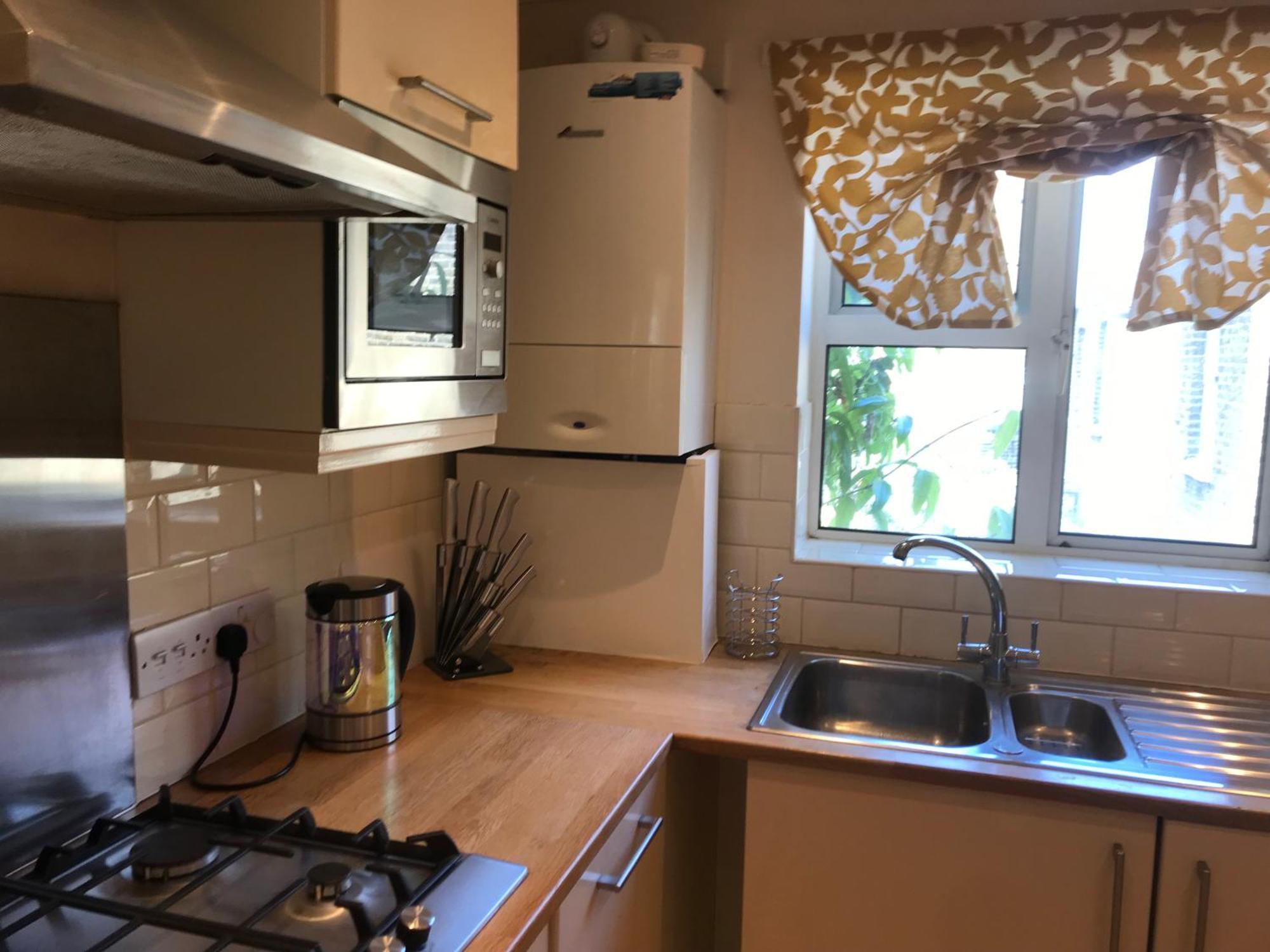 Apartment Charming Flat Centrally Located