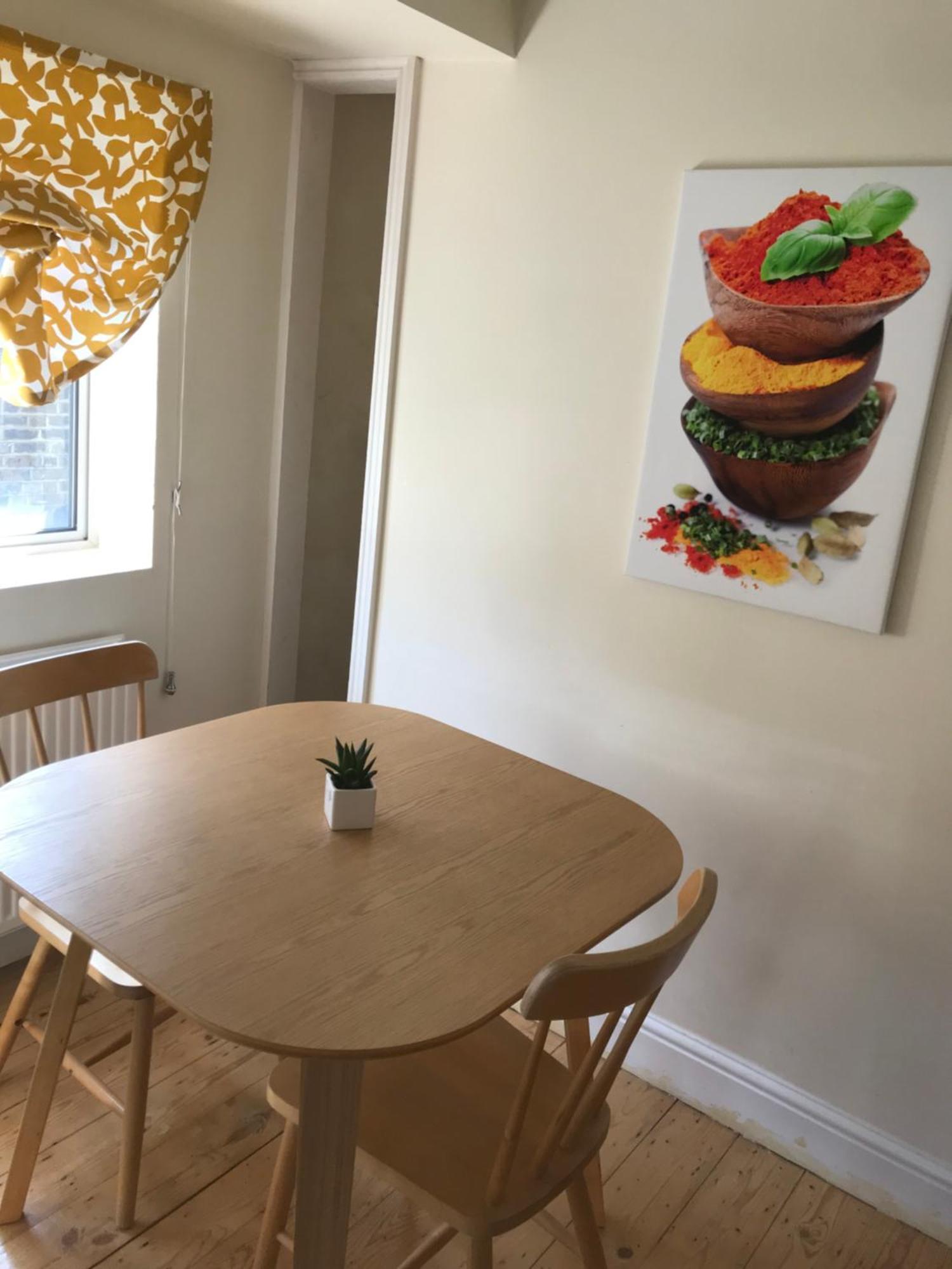 Charming Flat Centrally Located Leilighet *