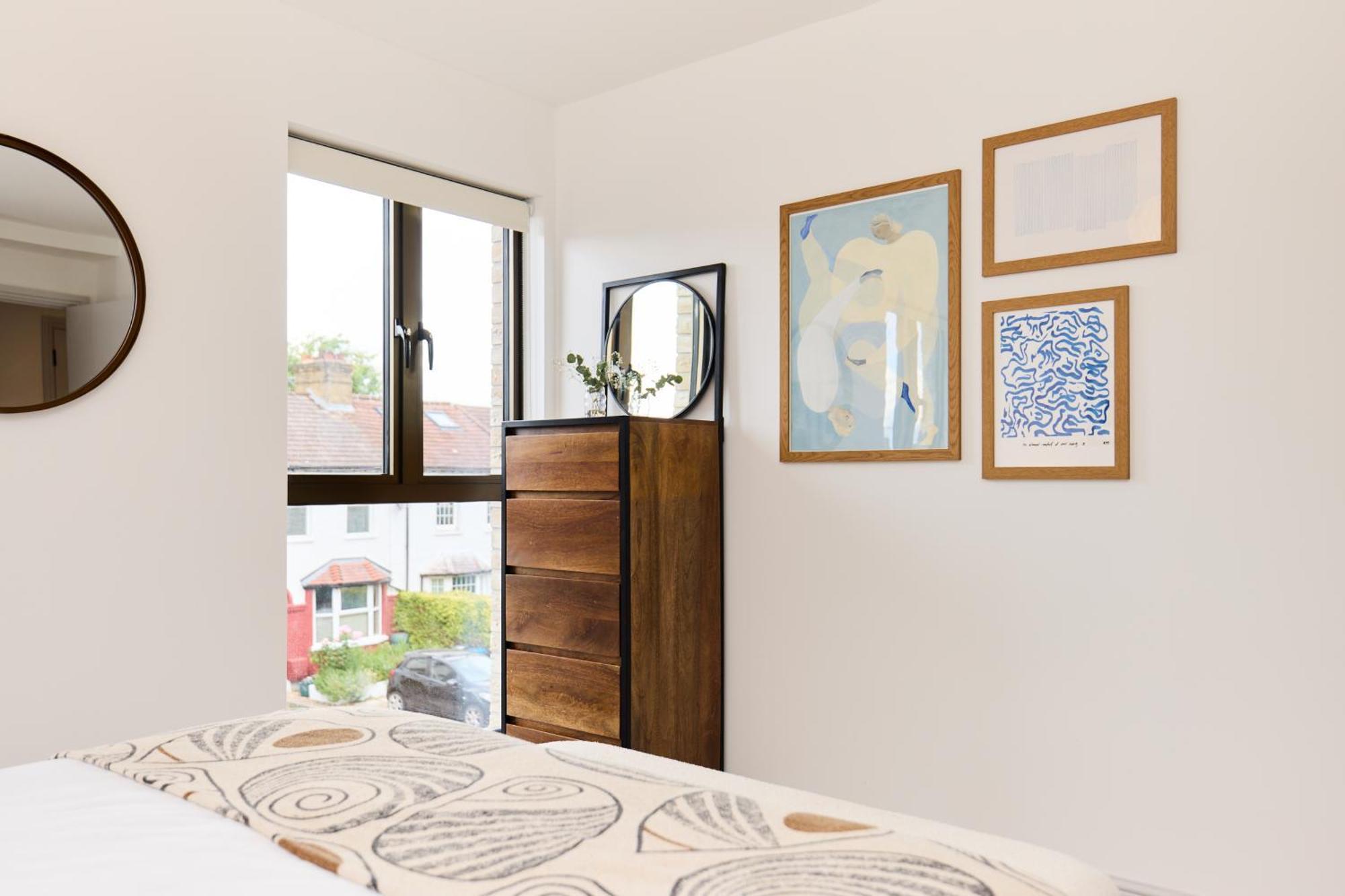 The South Wimbledon Hideout - Fancy 1bdr Flat With Balcony London