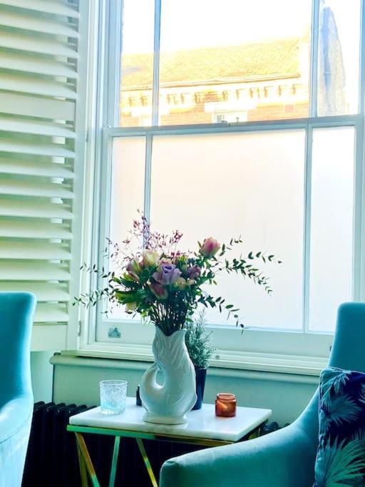 Holiday home 2 Bedroom House With Garden By Notting Hill *