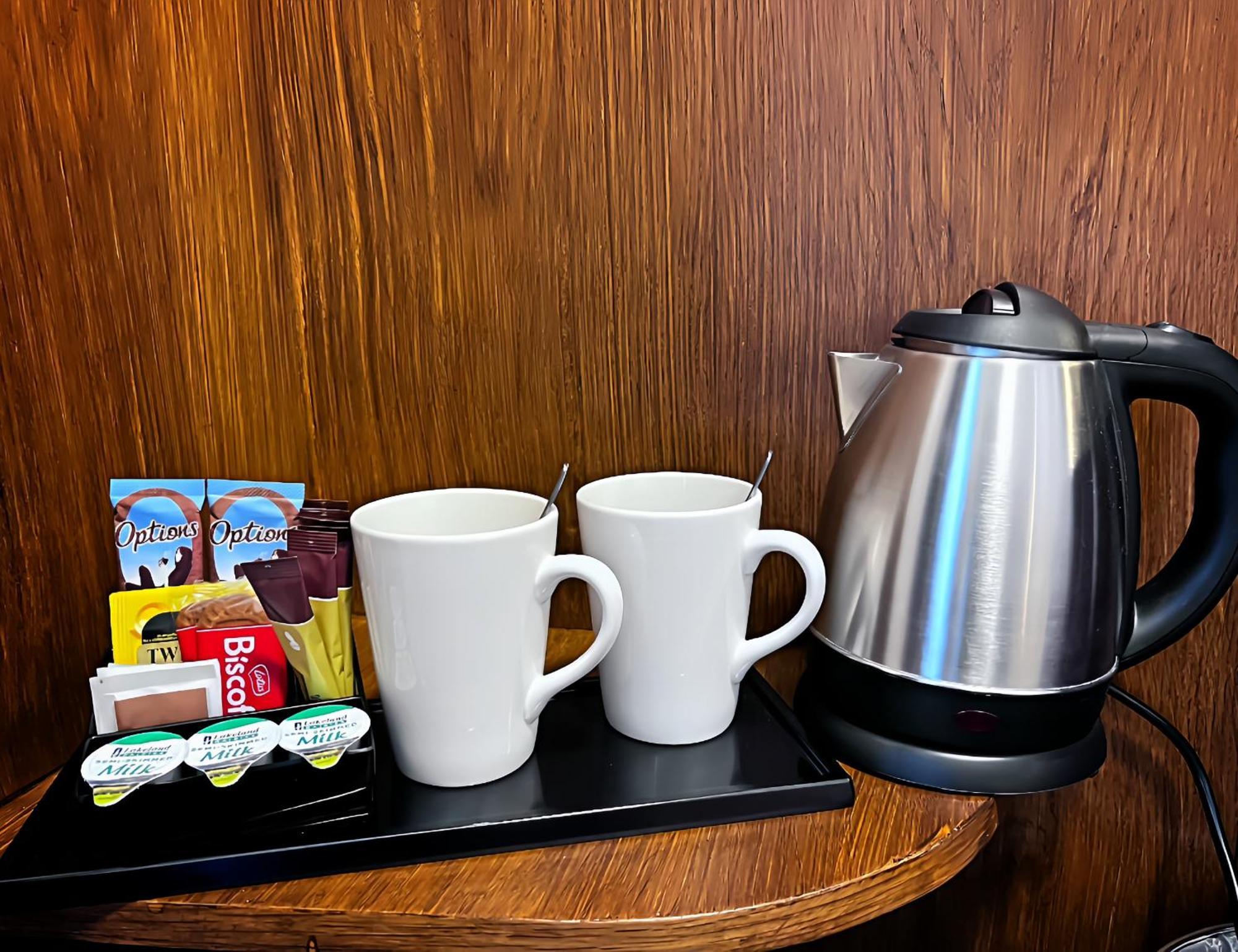 Lidos Hotel London