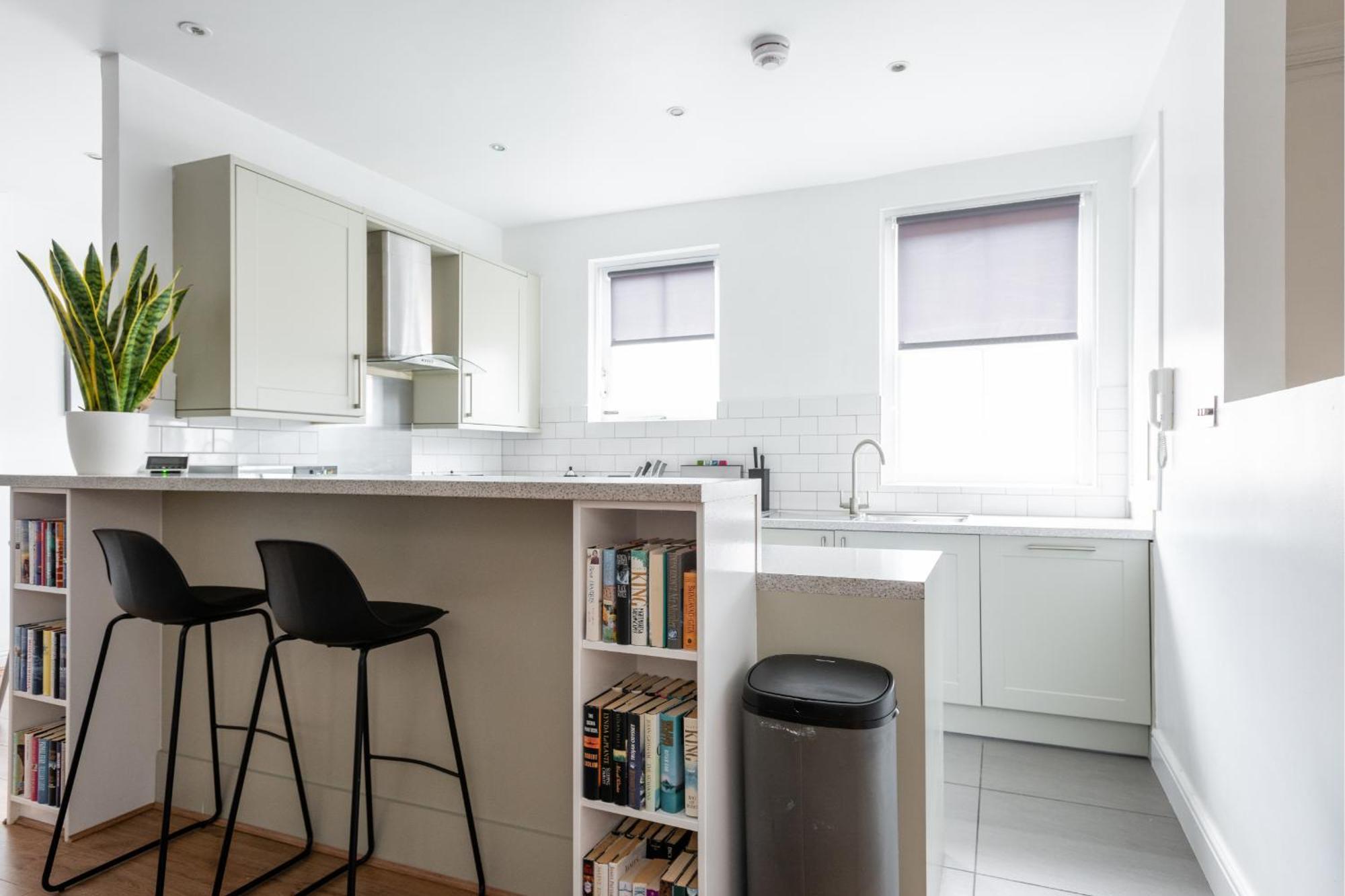The Paddington Mews - Comfortable & Elegant 3bdr Paddington House Vakantiehuis *