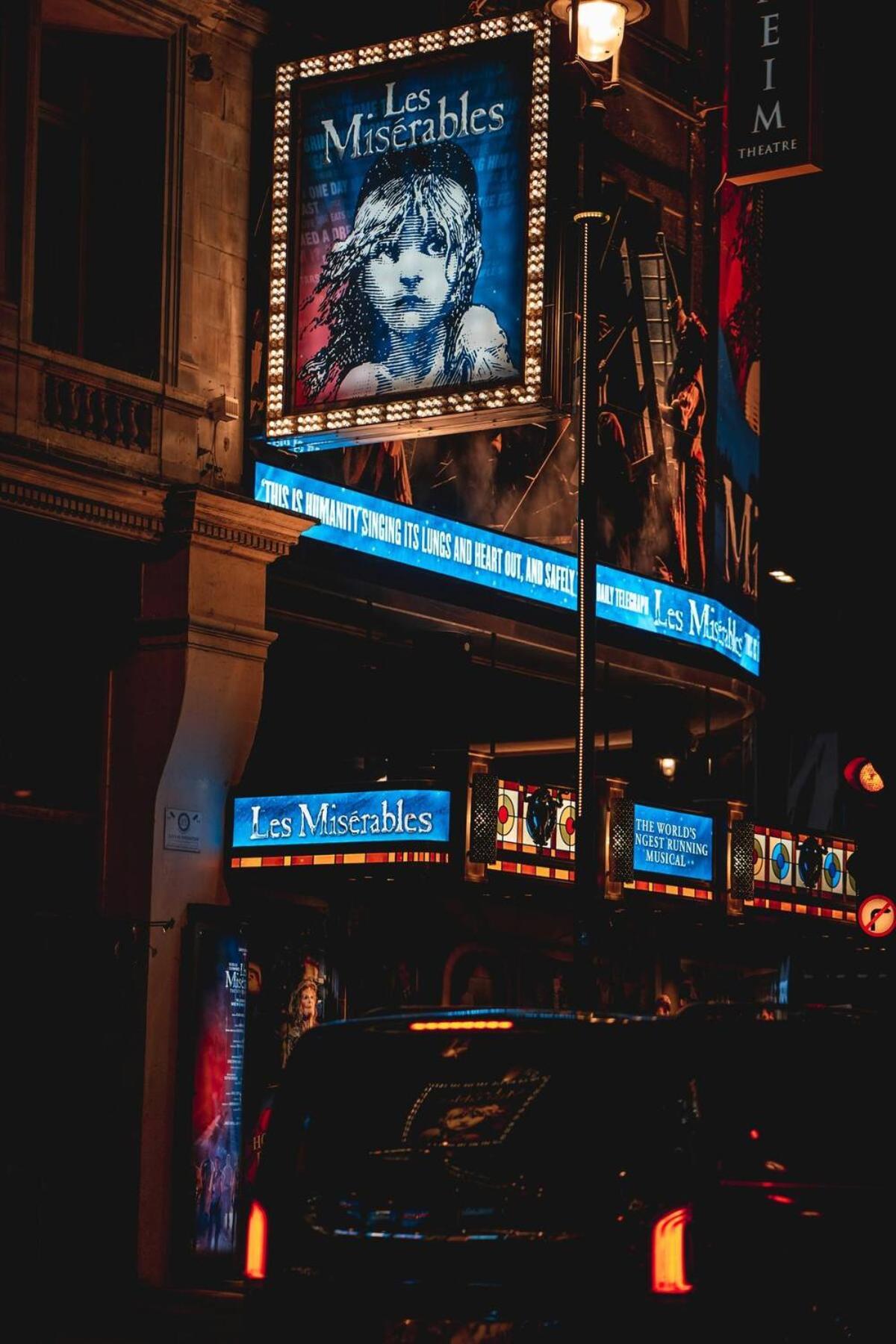 Awesome Leicester Sq! Fashion Flat For Theatre Families And Happy Friends Leilighet London